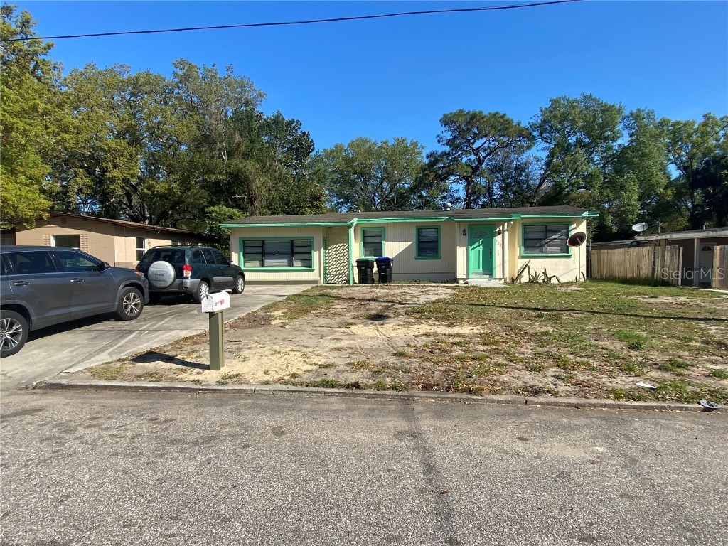 5221 Ashwood Place Orlando FL 32808 O6093314 image1