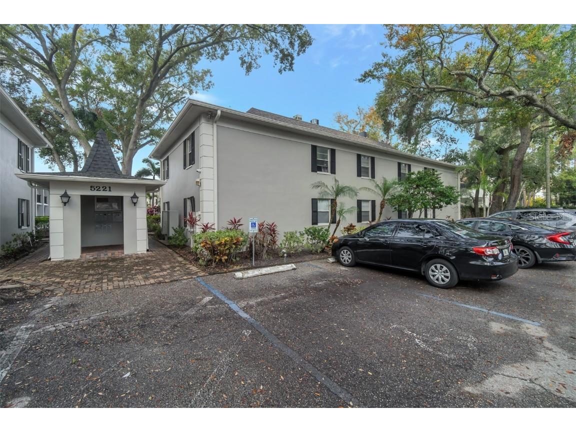 5221 Bayshore Boulevard #34 Tampa FL 33611 T3537180 image1