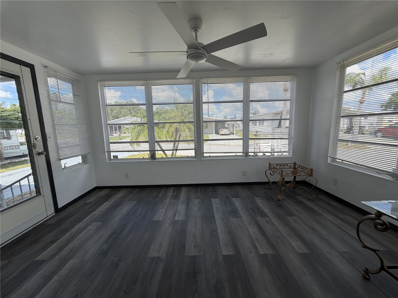 5221 Beechmont Avenue Sarasota FL 34234 A4694538 image14