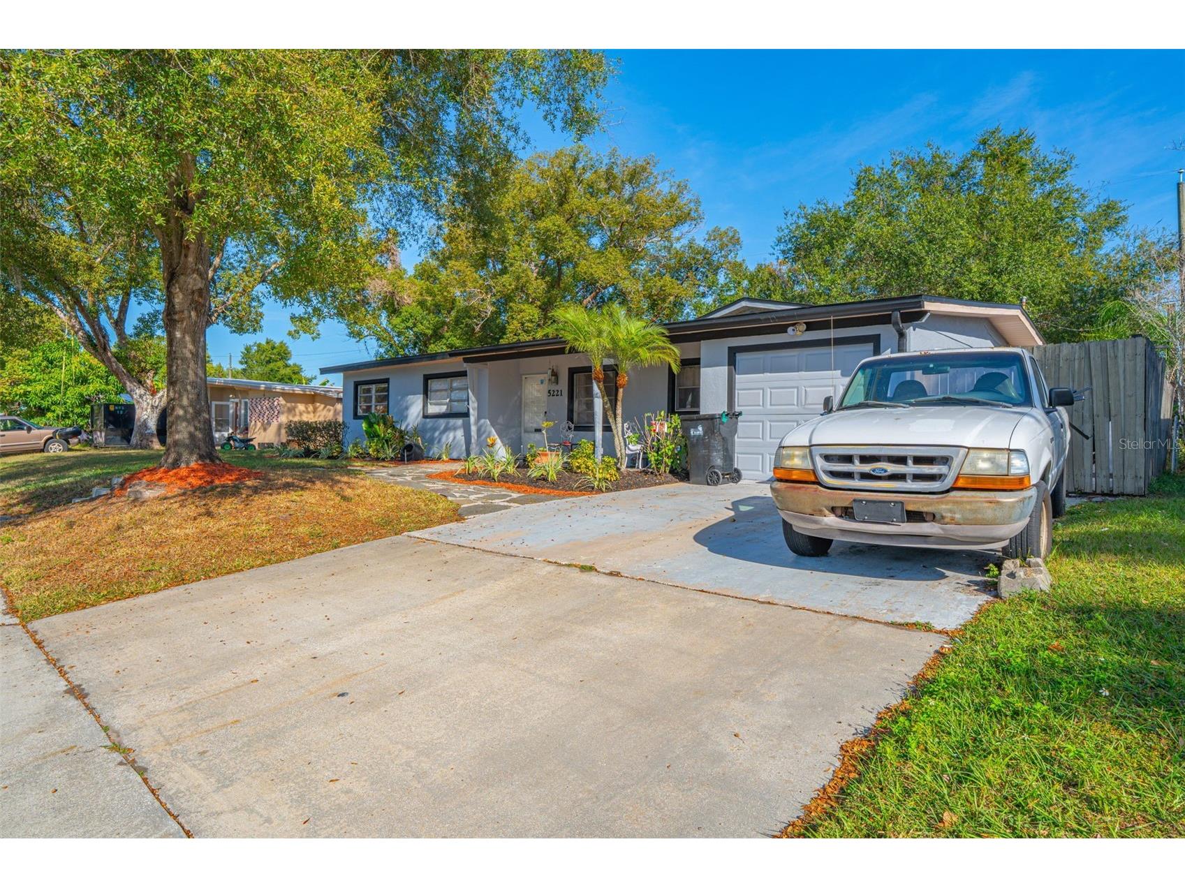 5221 Chenault Avenue Orlando FL 32839 - LAKE JESSAMINE O6364446 image1