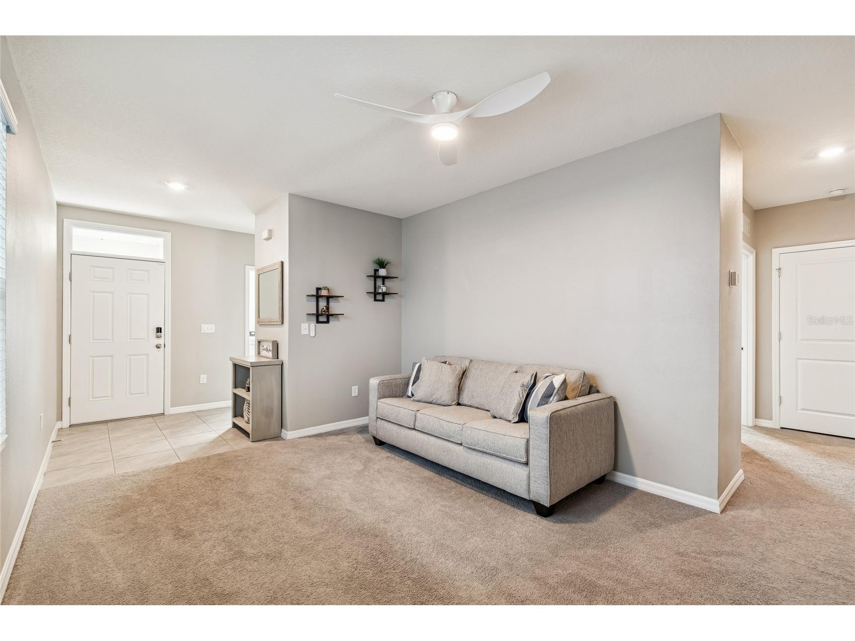 5221 Hillside Meadow Place Tampa FL 33610 TB8476014 image10