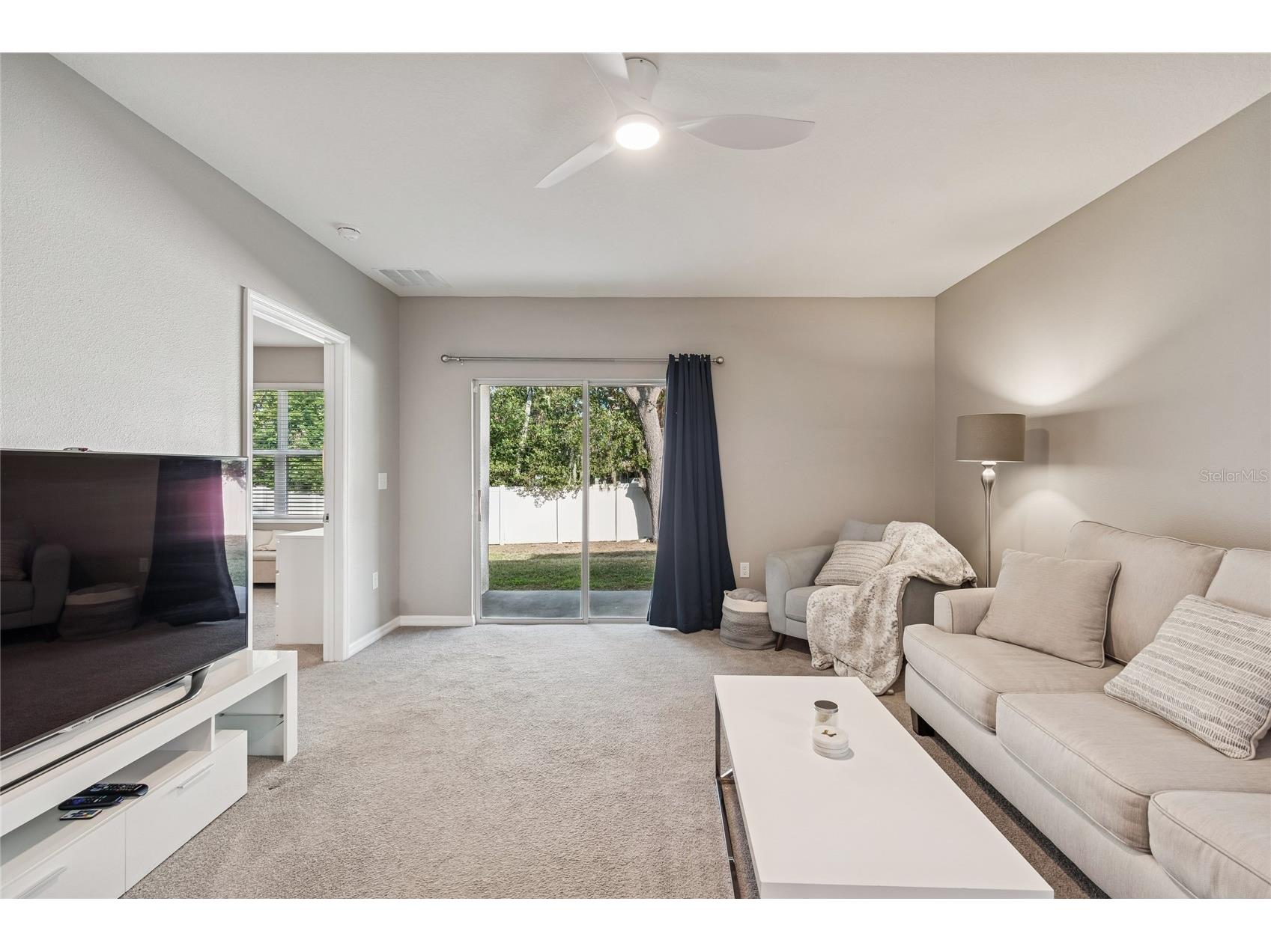 5221 Hillside Meadow Place Tampa FL 33610 TB8476014 image22