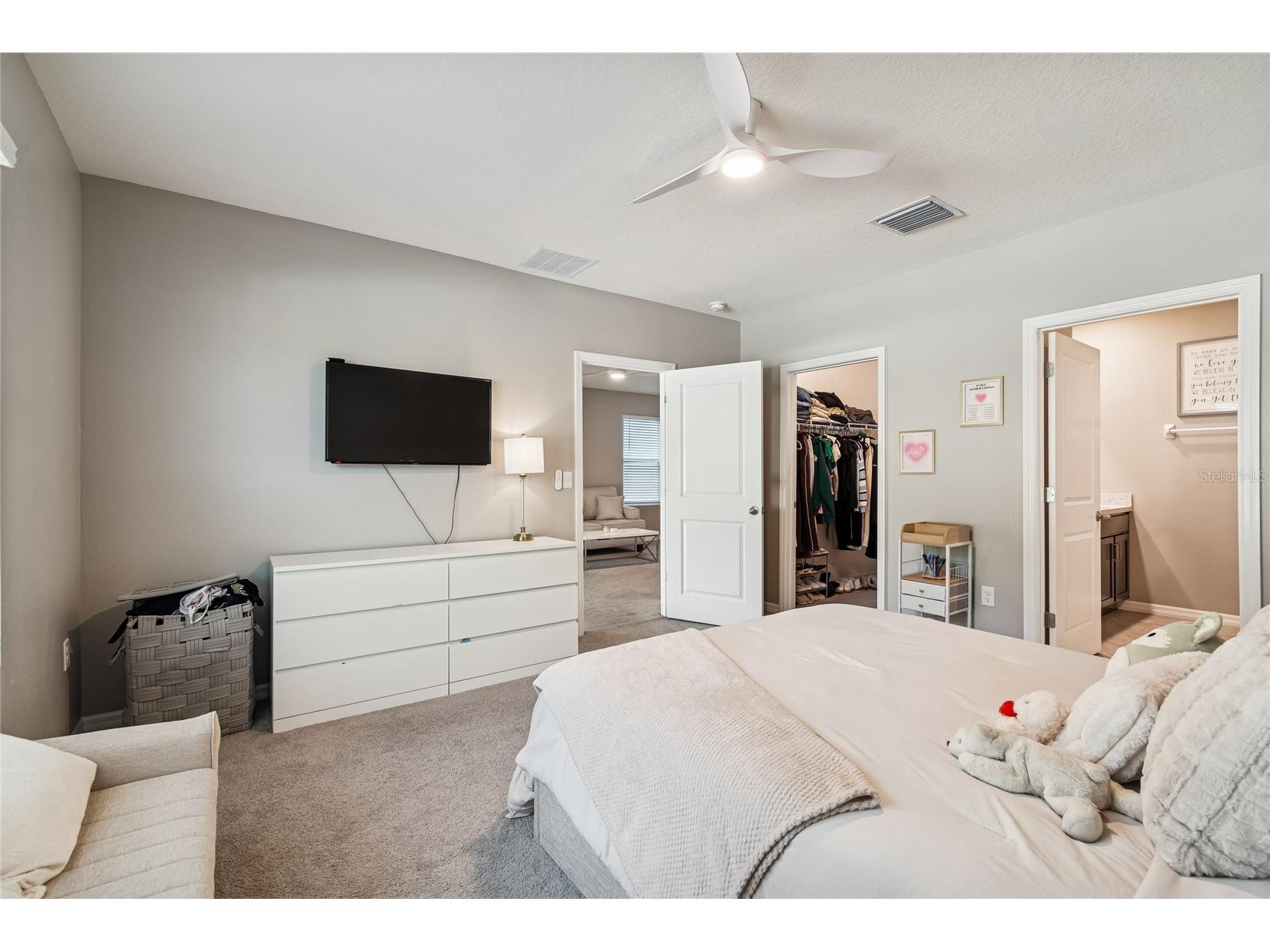 5221 Hillside Meadow Place Tampa FL 33610 TB8476014 image26
