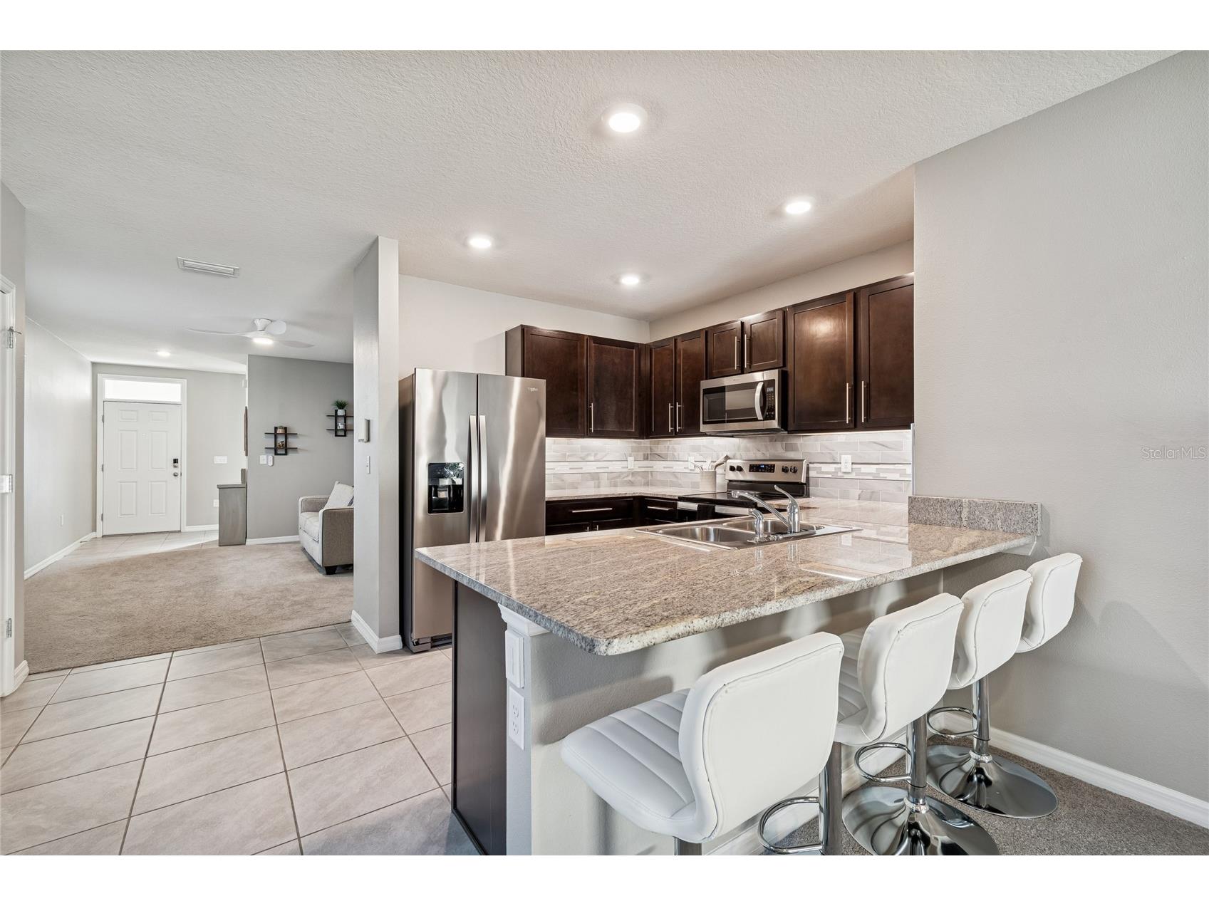 5221 Hillside Meadow Place Tampa FL 33610 TB8476014 image7