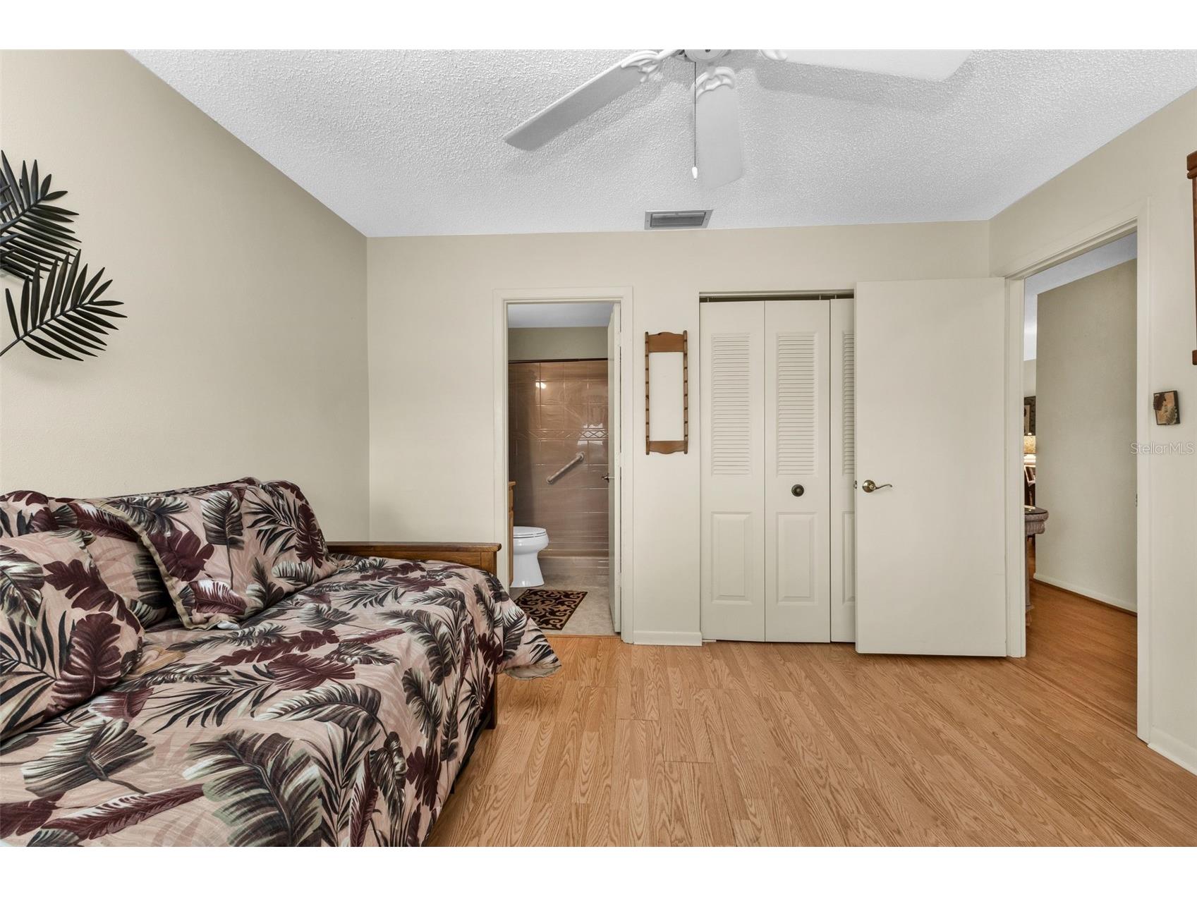 5221 Lake Village Drive #24 Sarasota FL 34235 C7527429 image19