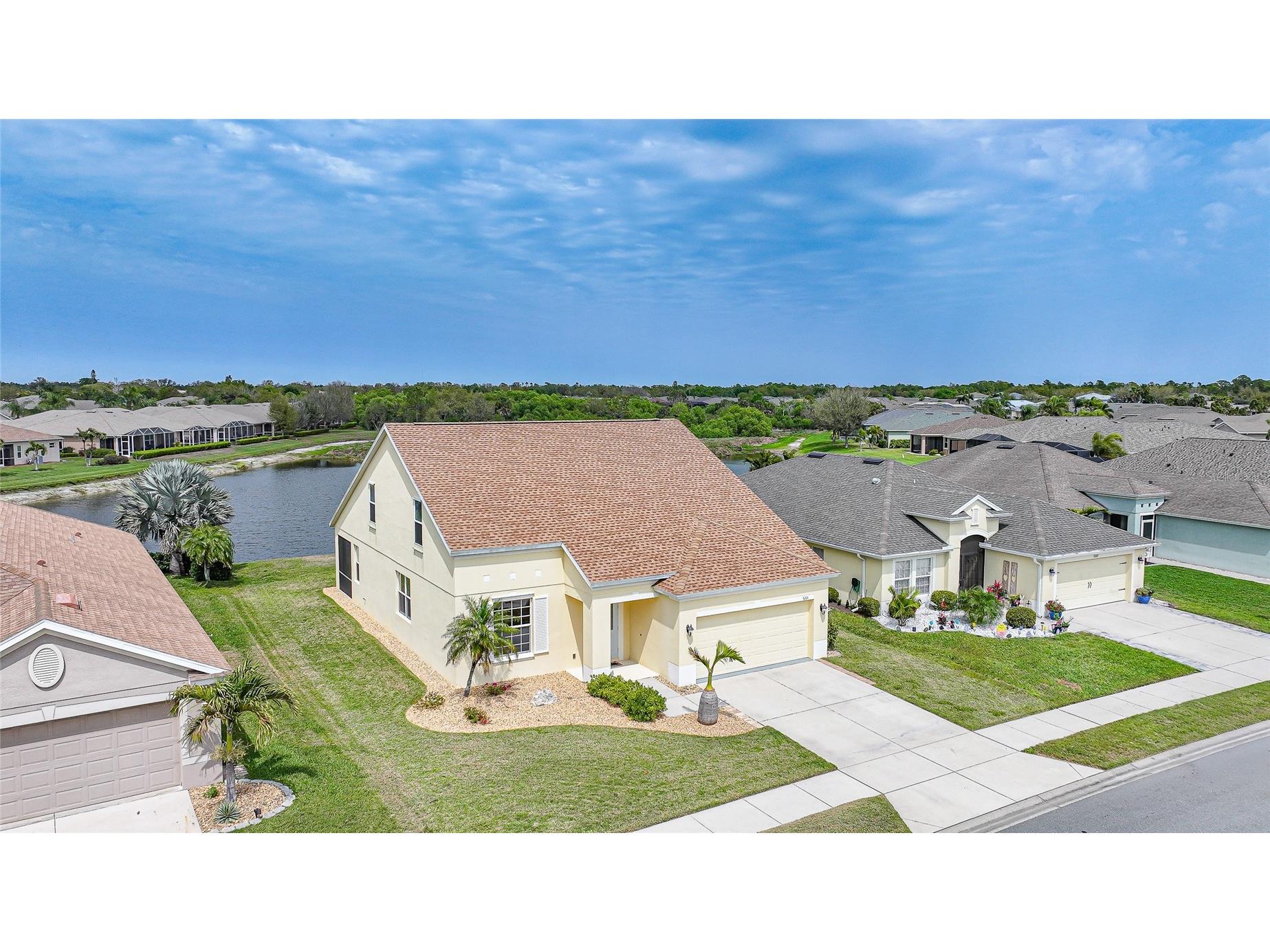 5221 Layton Drive Venice FL 34293 C7523575 image1