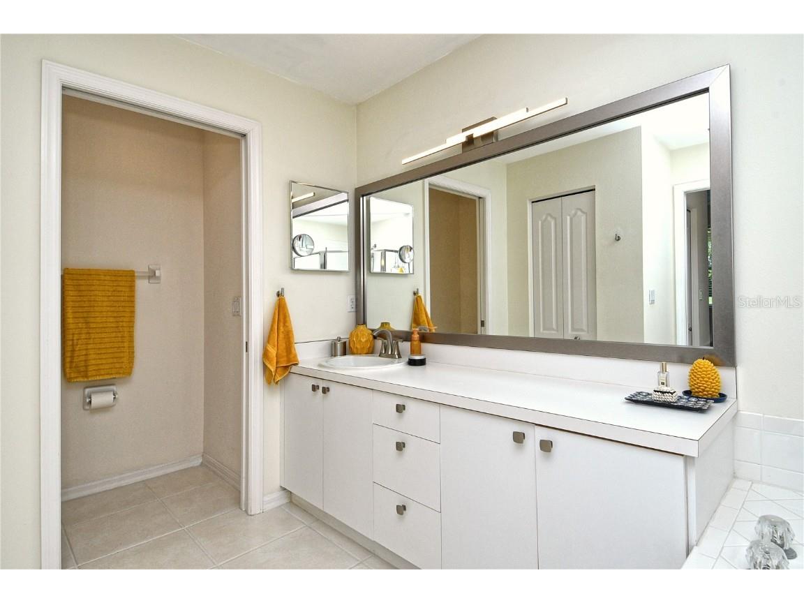 5221 Mahogany Run Avenue #211 Sarasota FL 34241 A4666944 image29