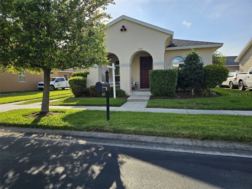 5221 Suncatcher Drive Wesley Chapel FL 33545 U8240578 image1