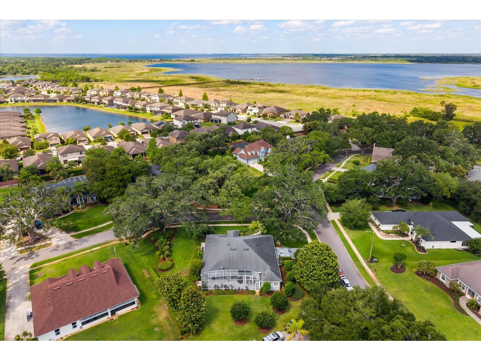 5222 Hammock Pointe Court Saint Cloud FL 34771 O6405763 image2