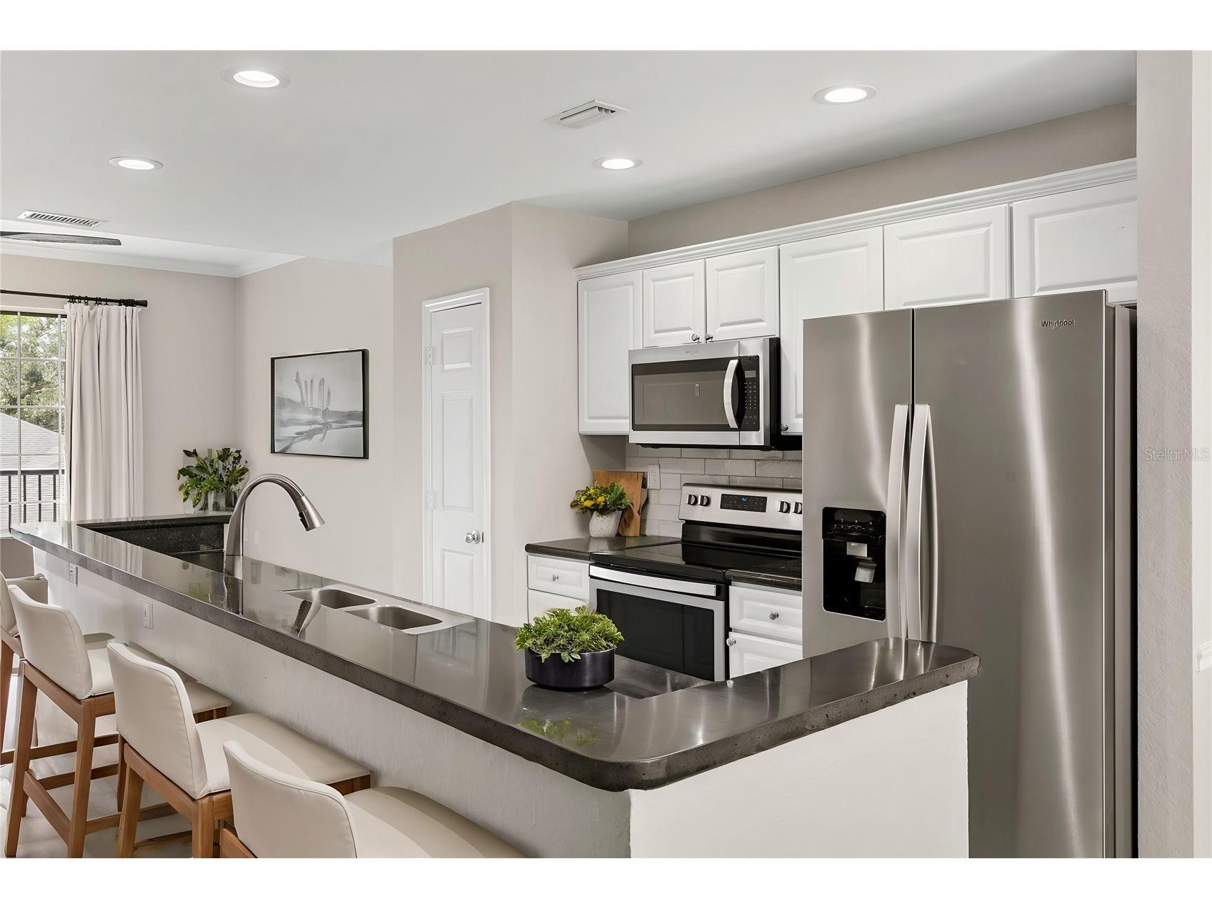 5222 Hampton Beach Place Tampa FL 33609 L4963242 image5