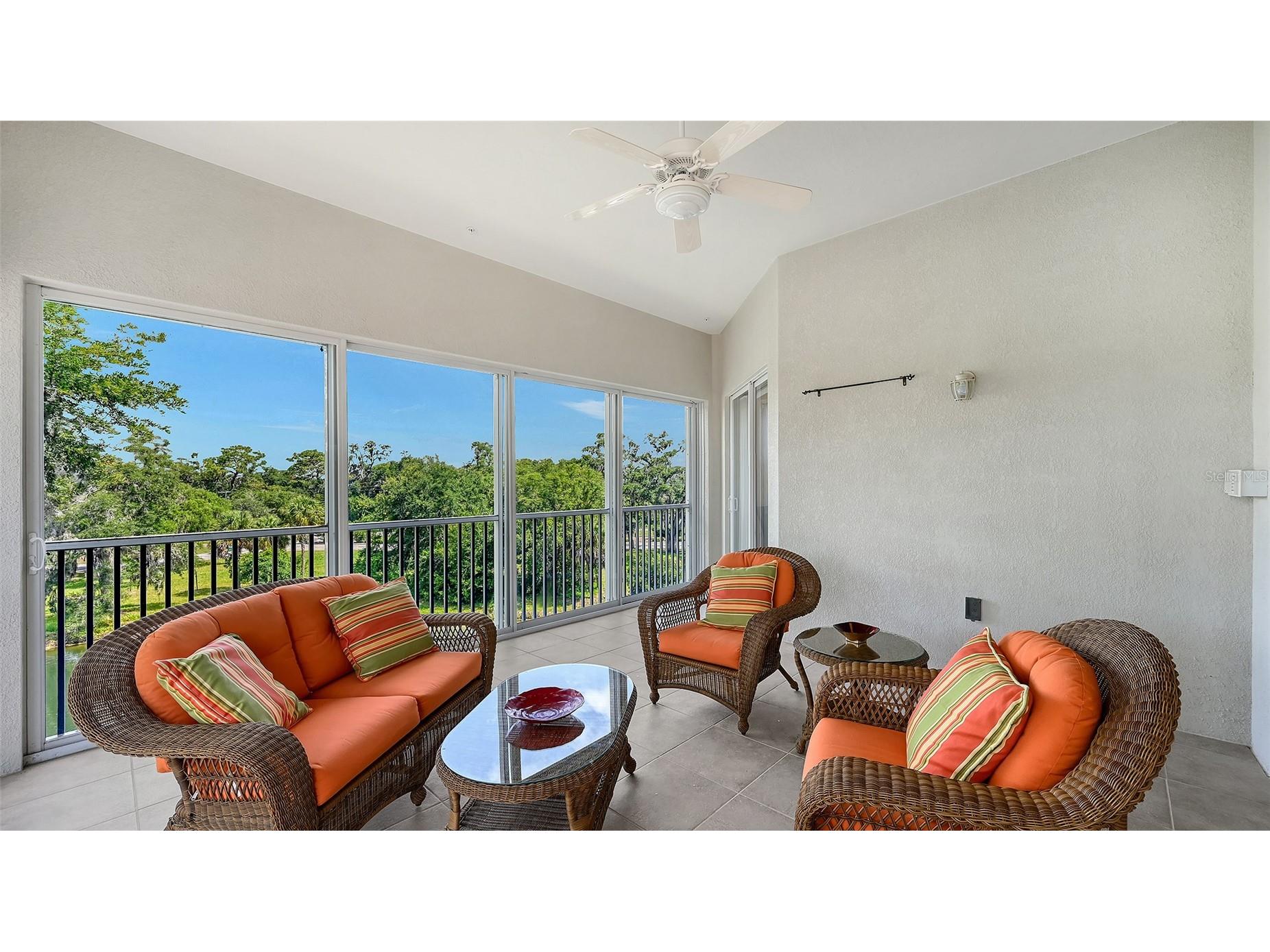 5222 Manorwood Drive #4A Sarasota FL 34235 A4695253 image10