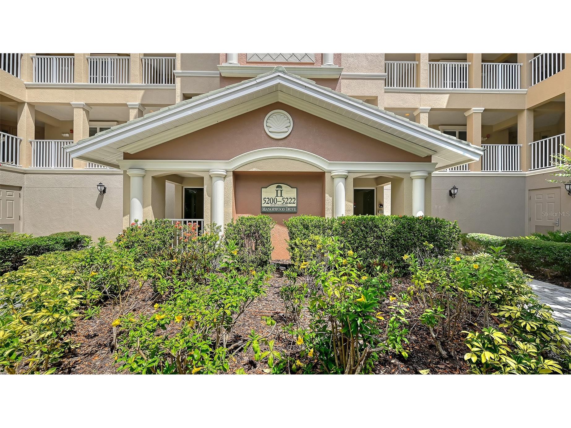 5222 Manorwood Drive #4A Sarasota FL 34235 A4695253 image2