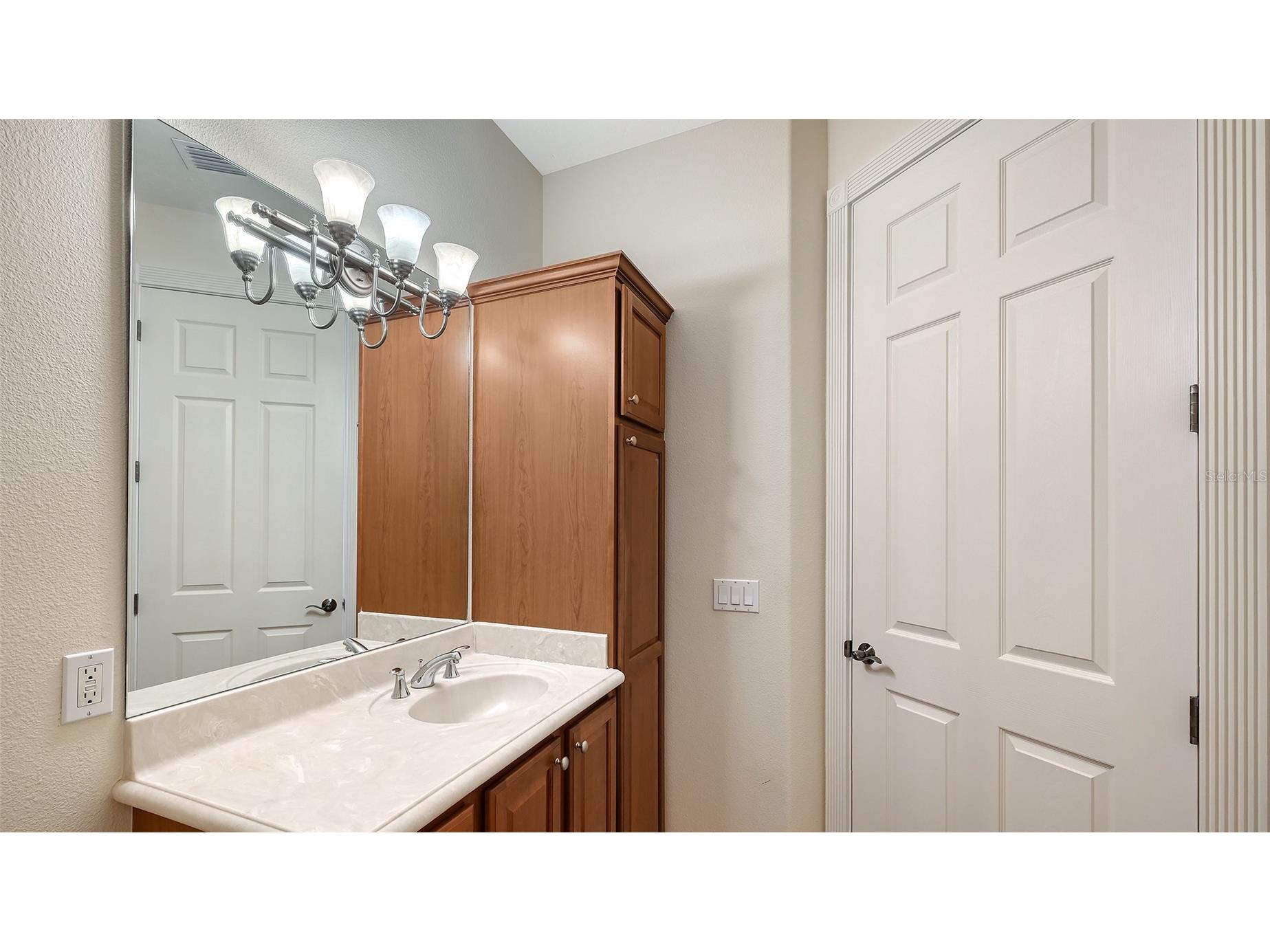 5222 Manorwood Drive #4A Sarasota FL 34235 A4695253 image42
