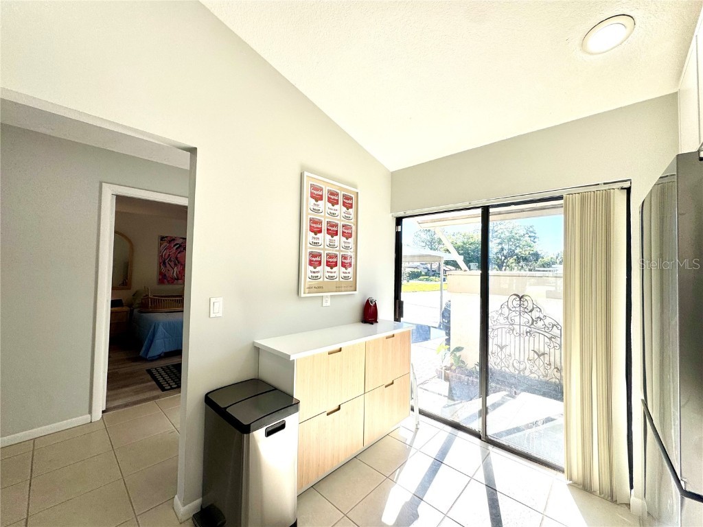 5222 Myrtle #9 Sarasota FL 34235 A4669089 image10