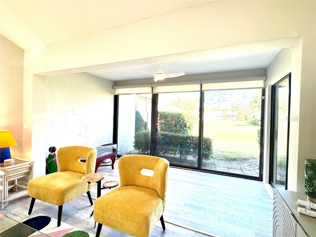 5222 Myrtle #9 Sarasota FL 34235 A4669089 image17