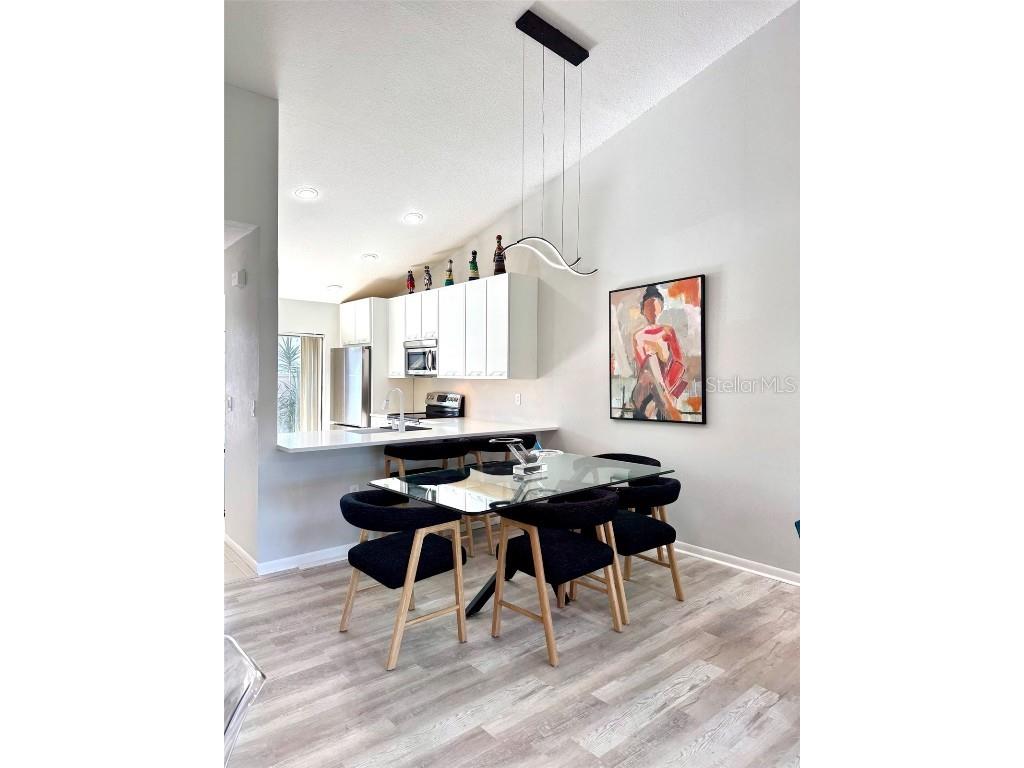 5222 Myrtle #9 Sarasota FL 34235 A4669089 image22