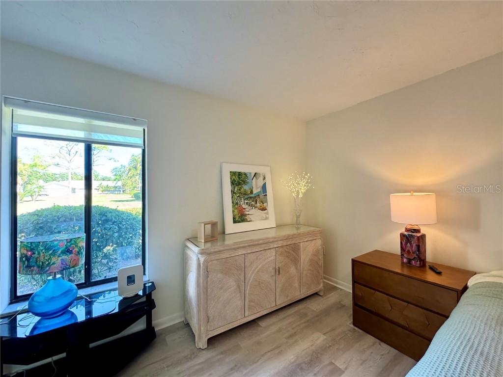 5222 Myrtle #9 Sarasota FL 34235 A4669089 image40