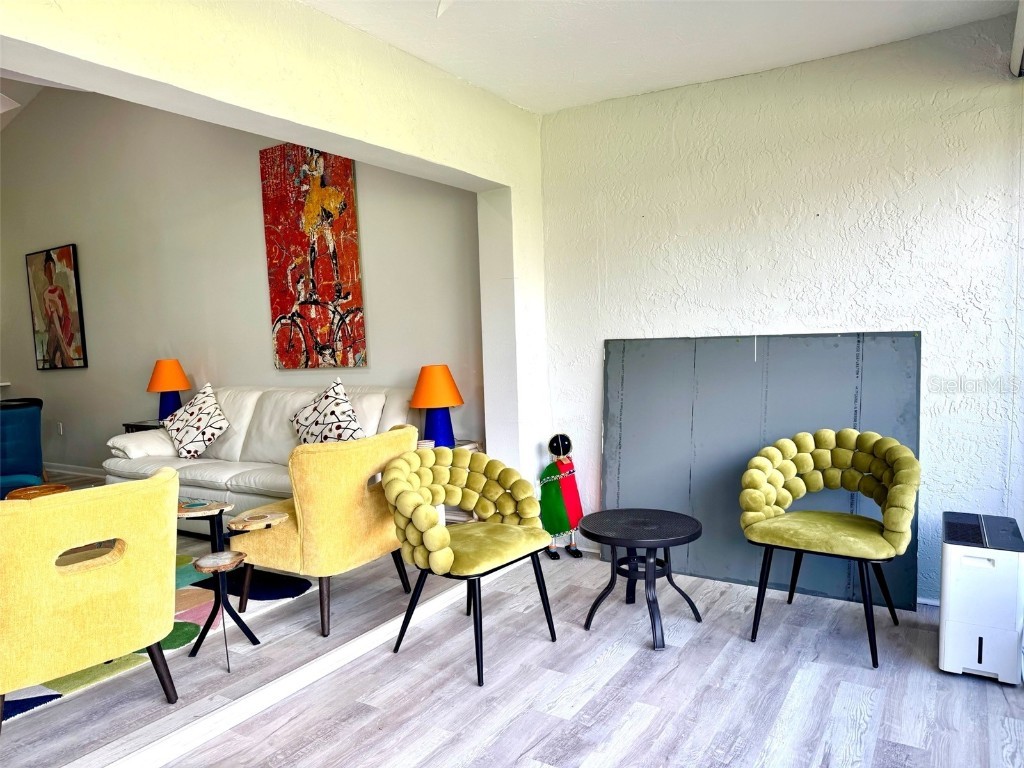 5222 Myrtle #9 Sarasota FL 34235 A4669089 image43