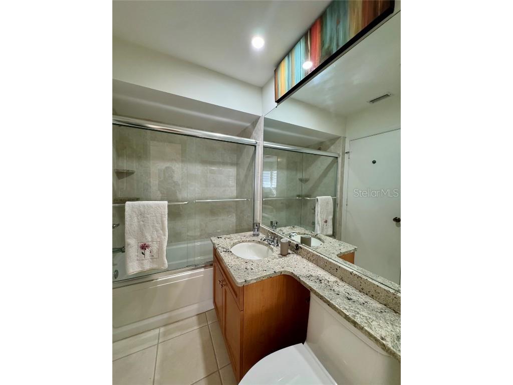 5222 Myrtle #9 Sarasota FL 34235 A4669089 image49