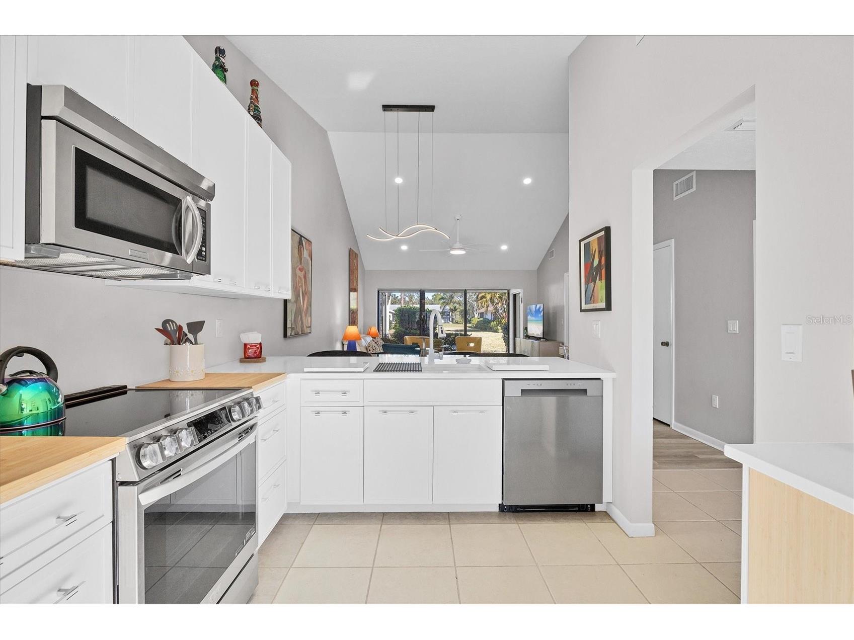 5222 Myrtle Wood #9 Sarasota FL 34235 A4680262 image17