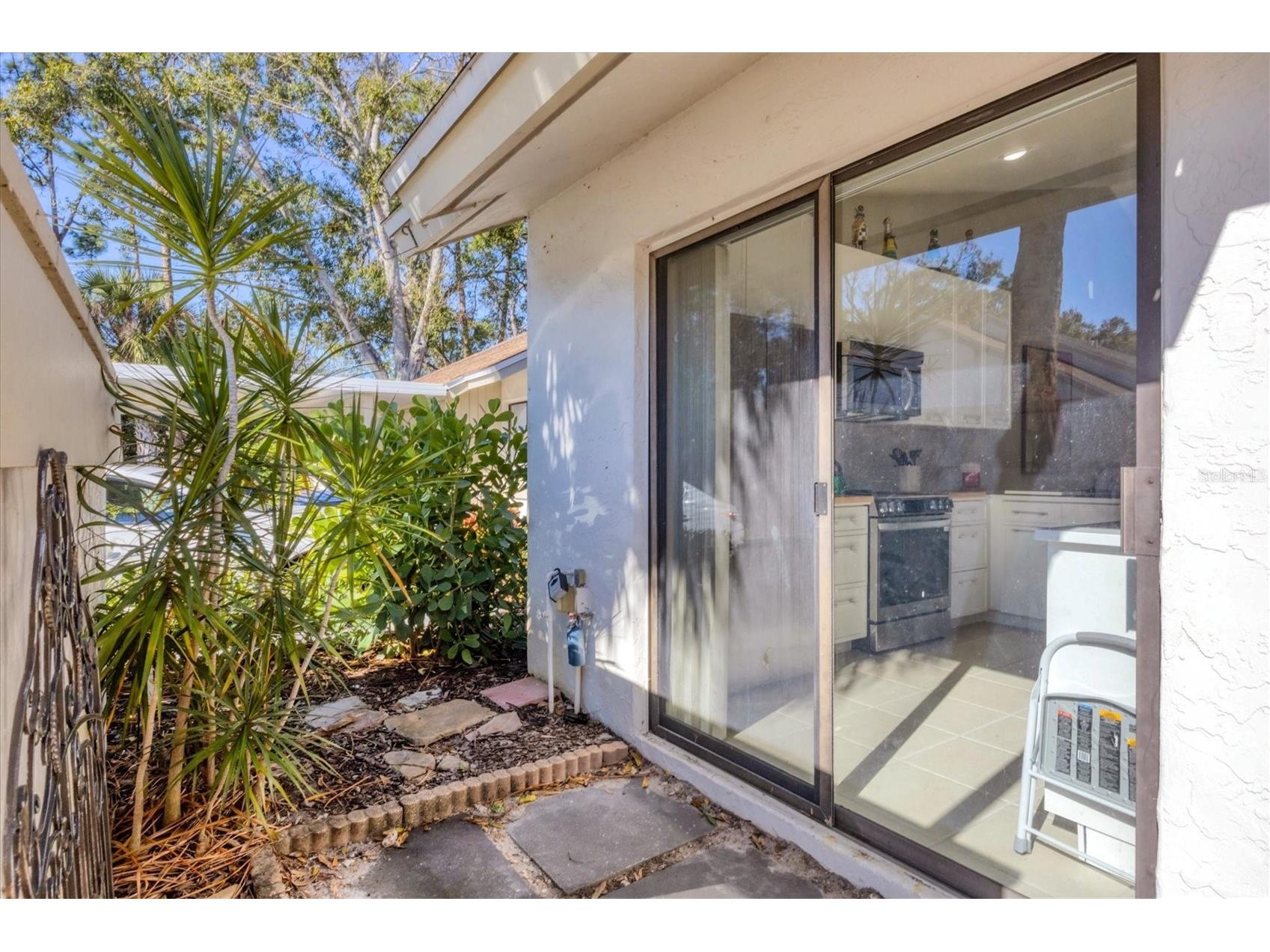 5222 Myrtle Wood #9 Sarasota FL 34235 A4680262 image4
