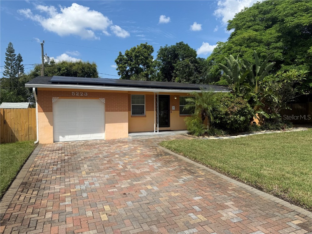 5223 15th Avenue N Saint Petersburg FL 33710 TB8426905 image1