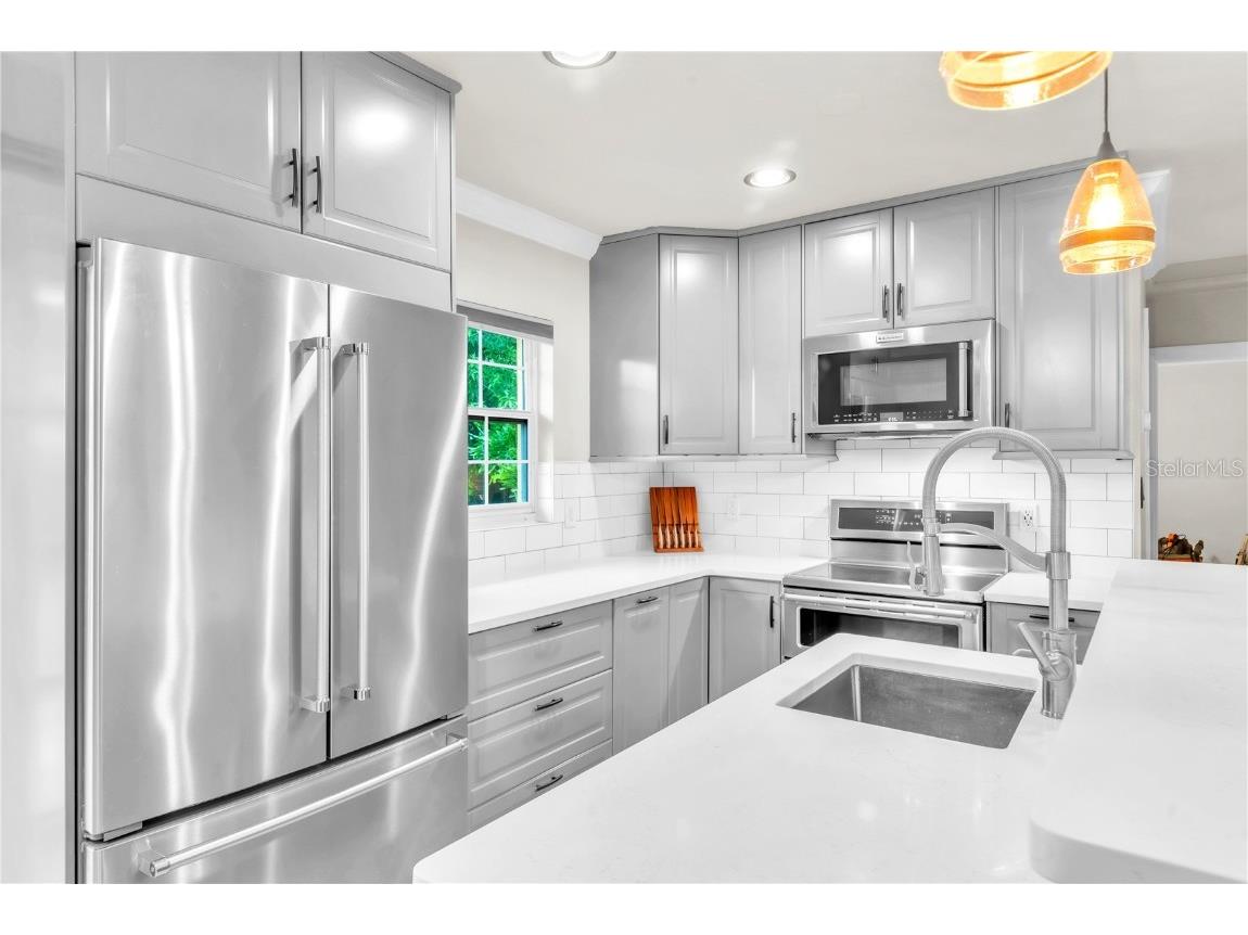 5223 15th Avenue N Saint Petersburg FL 33710 TB8426905 image12