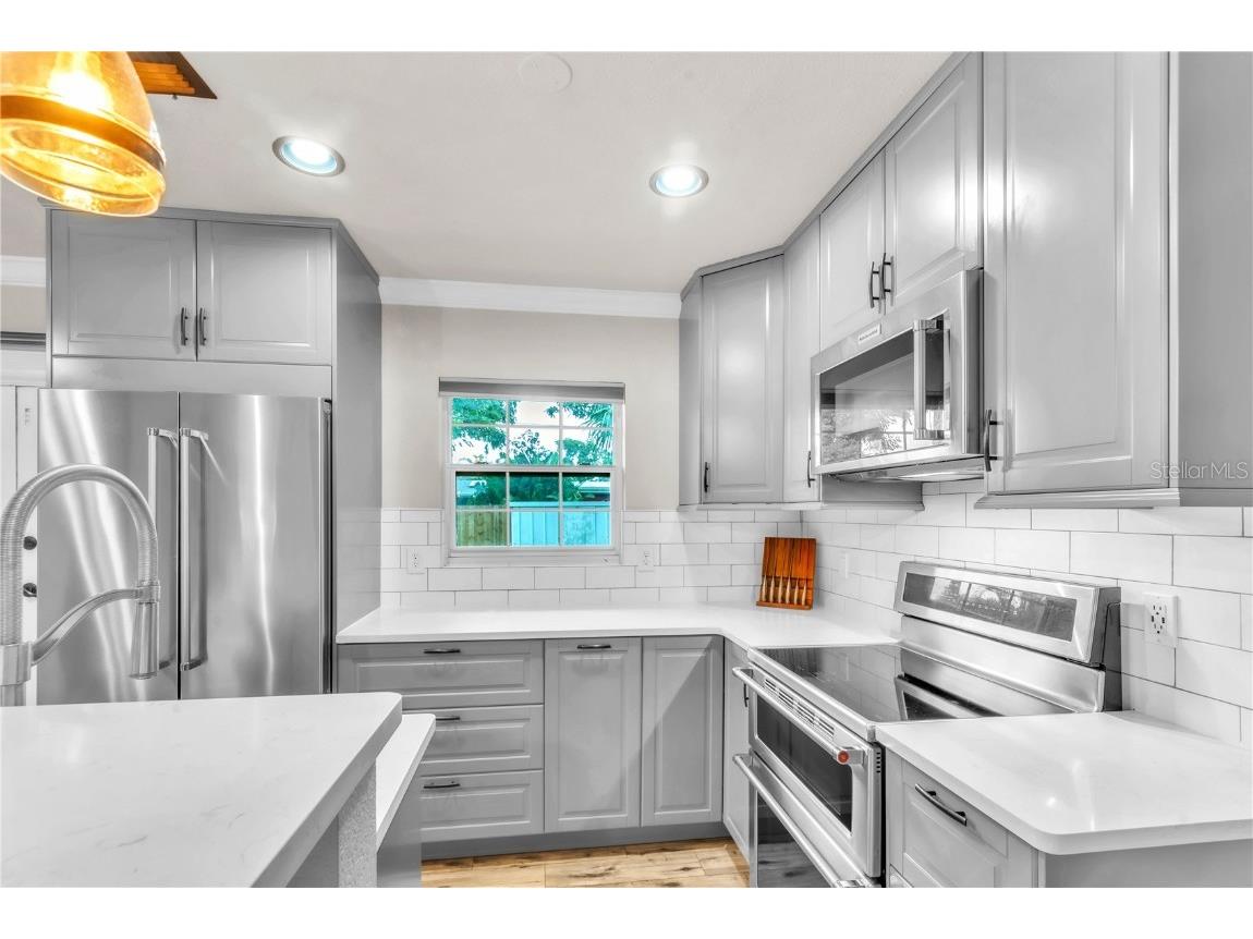 5223 15th Avenue N Saint Petersburg FL 33710 TB8426905 image13