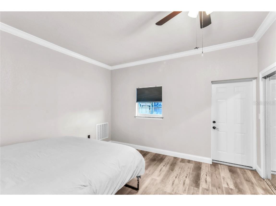 5223 15th Avenue N Saint Petersburg FL 33710 TB8426905 image20