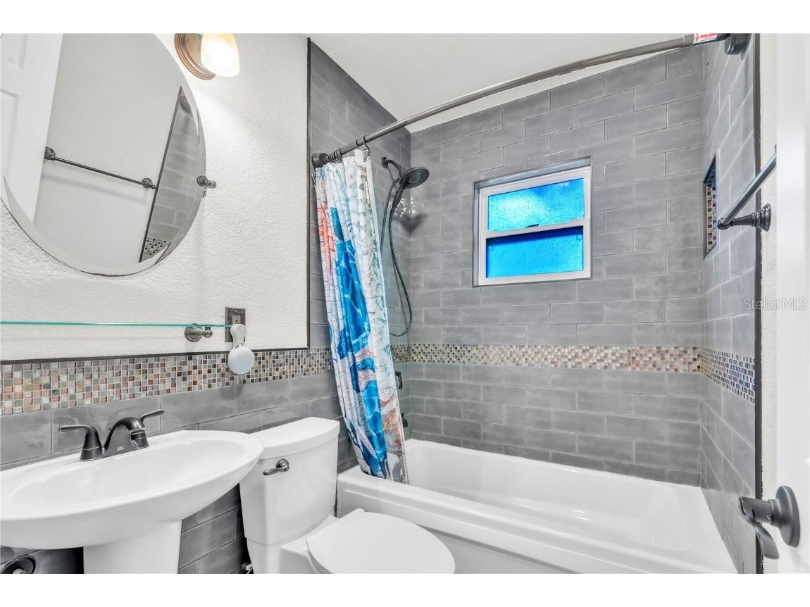 5223 15th Avenue N Saint Petersburg FL 33710 TB8426905 image26