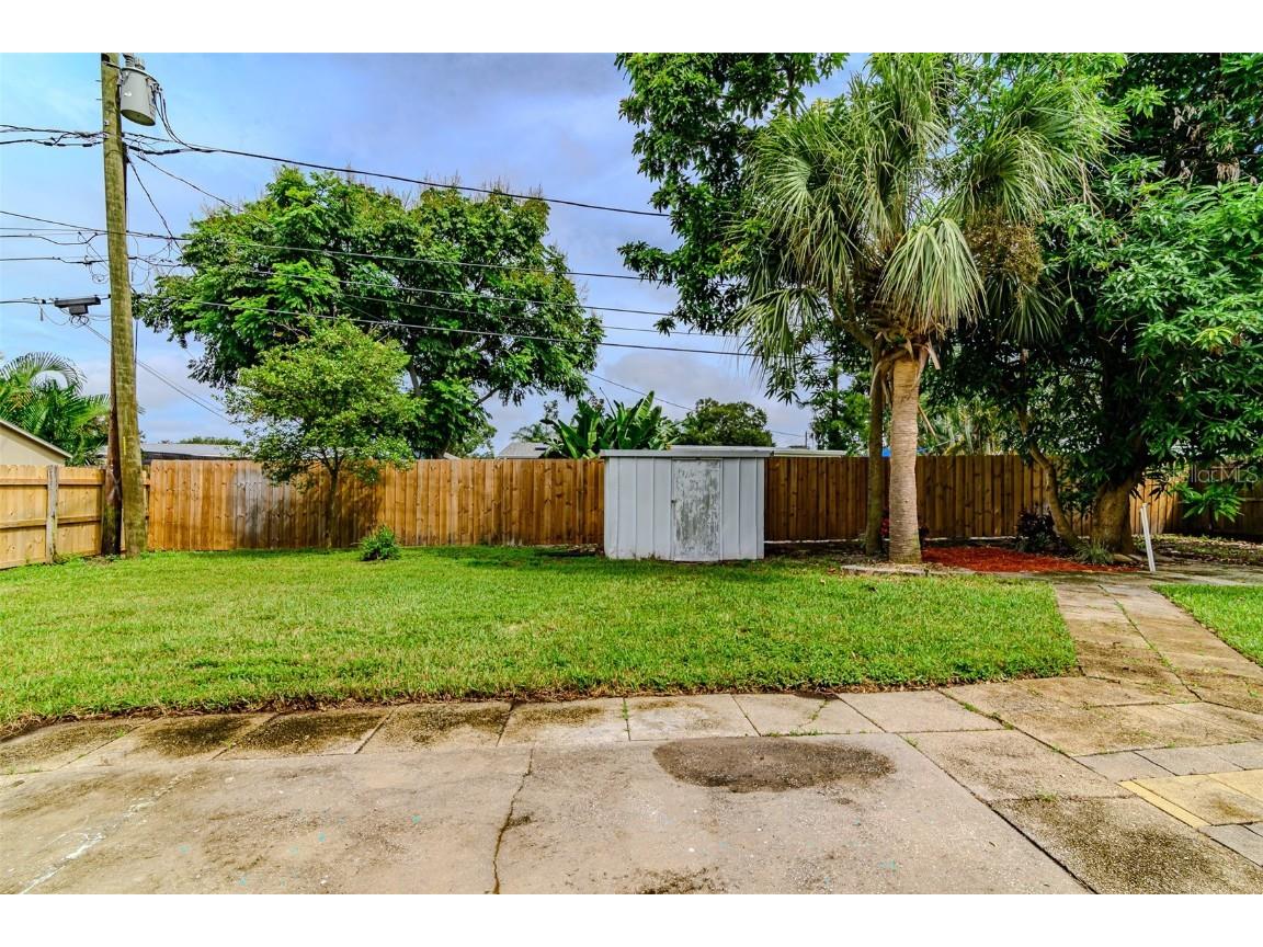5223 15th Avenue N Saint Petersburg FL 33710 TB8426905 image30