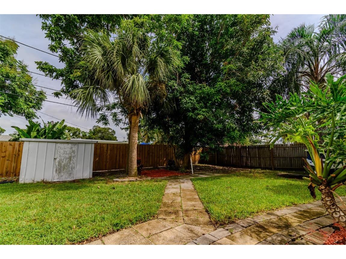 5223 15th Avenue N Saint Petersburg FL 33710 TB8426905 image31
