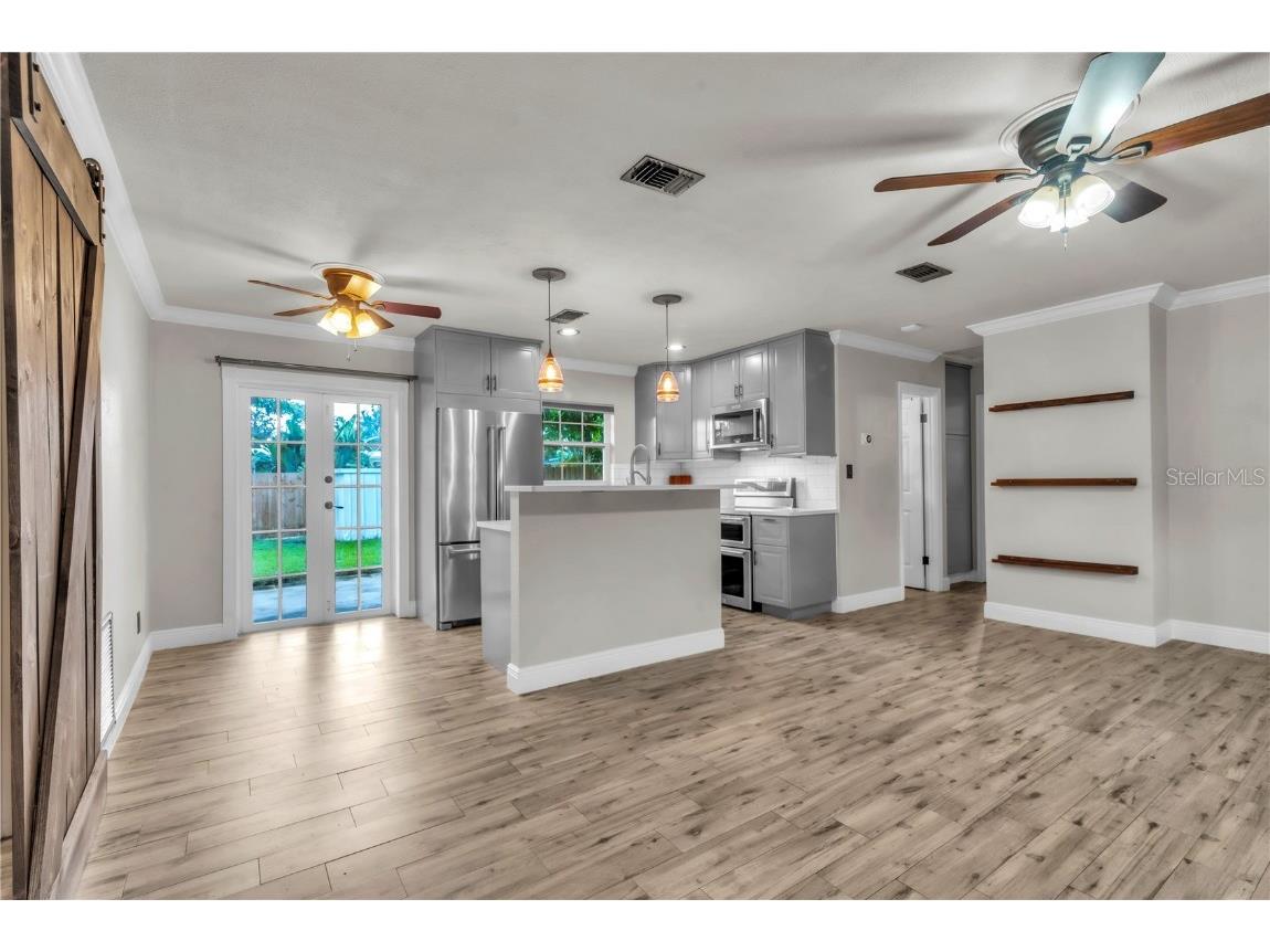 5223 15th Avenue N Saint Petersburg FL 33710 TB8426905 image8