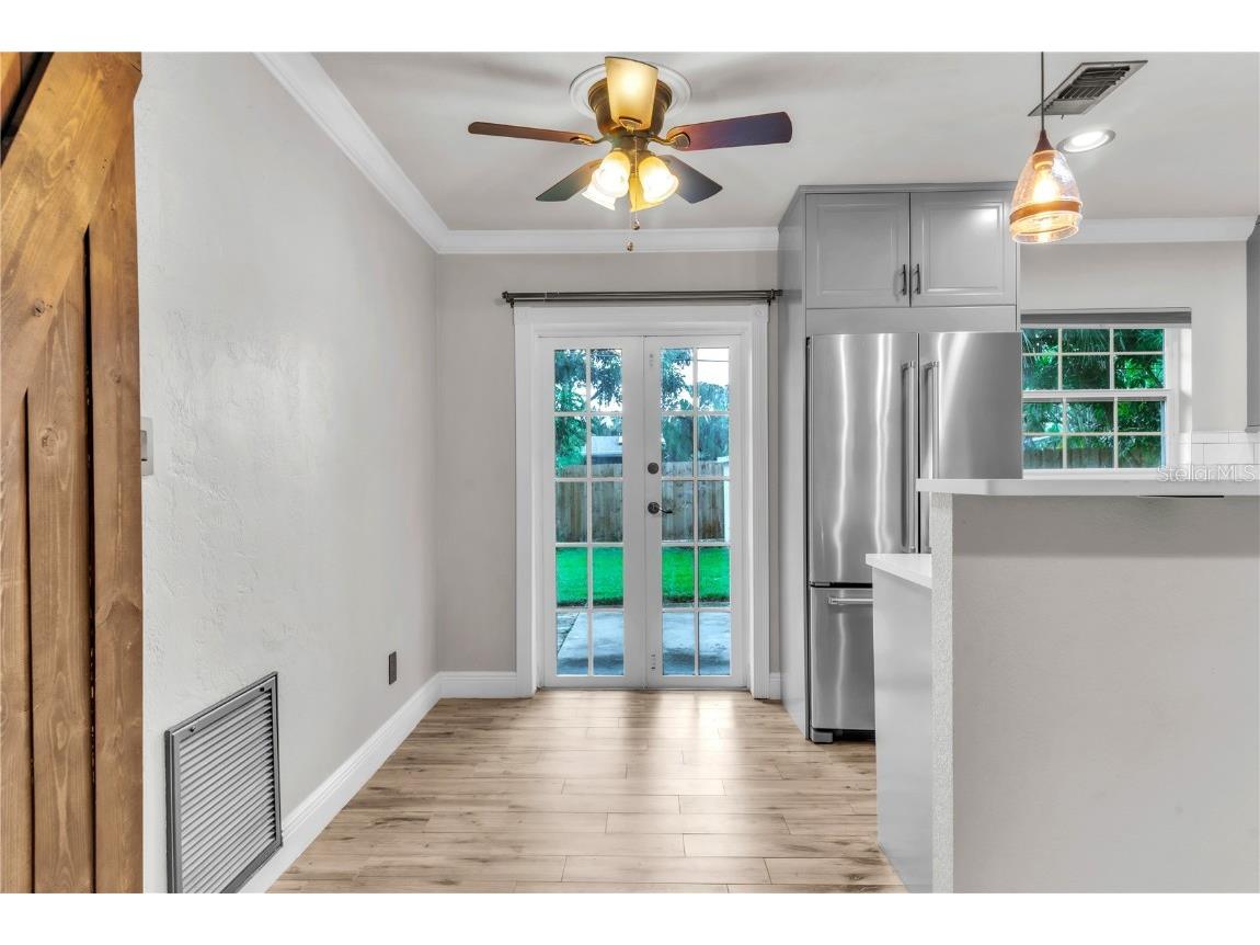 5223 15th Avenue N Saint Petersburg FL 33710 TB8426905 image9