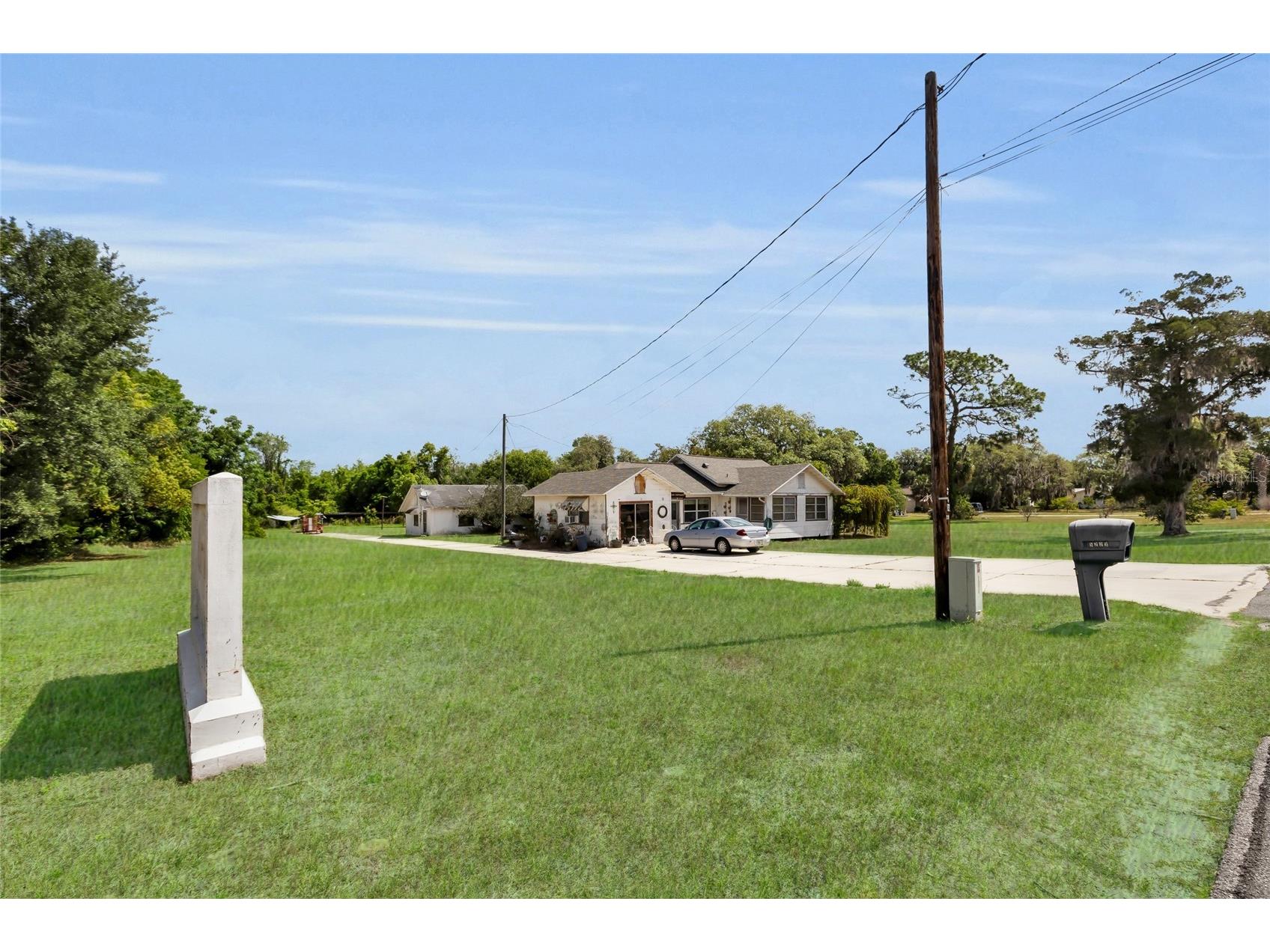 5223 Eagles Nest Road Fruitland Park FL 34731 OM723754 image3