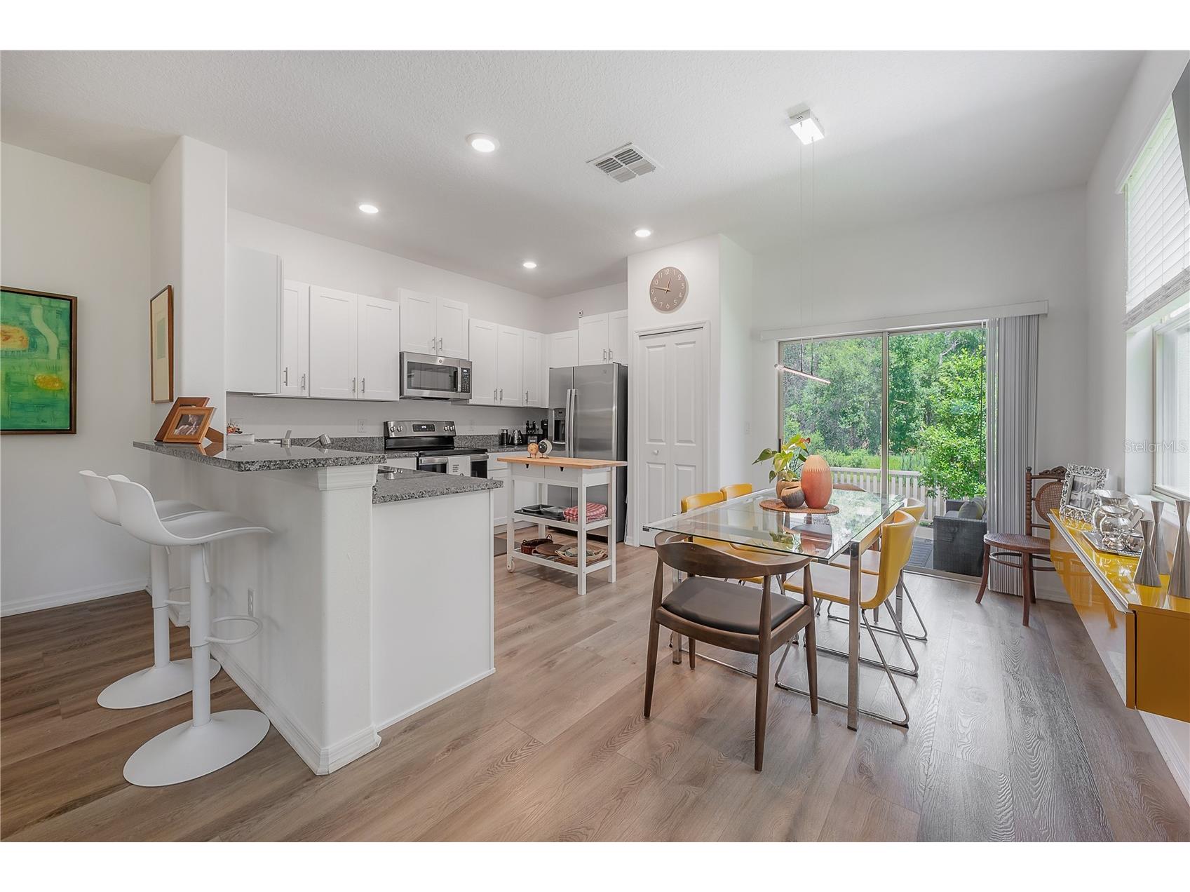 5223 Forum Boulevard Holiday FL 34690 TB8510453 image6
