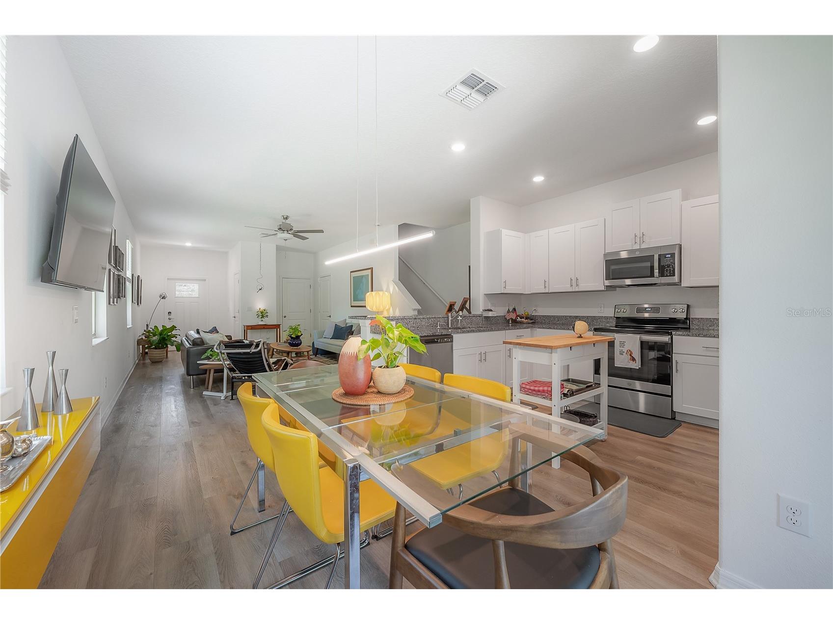 5223 Forum Boulevard Holiday FL 34690 TB8510453 image8