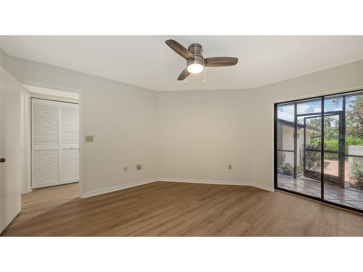 5223 Heron Way #104 Sarasota FL 34231 A4661067 image25