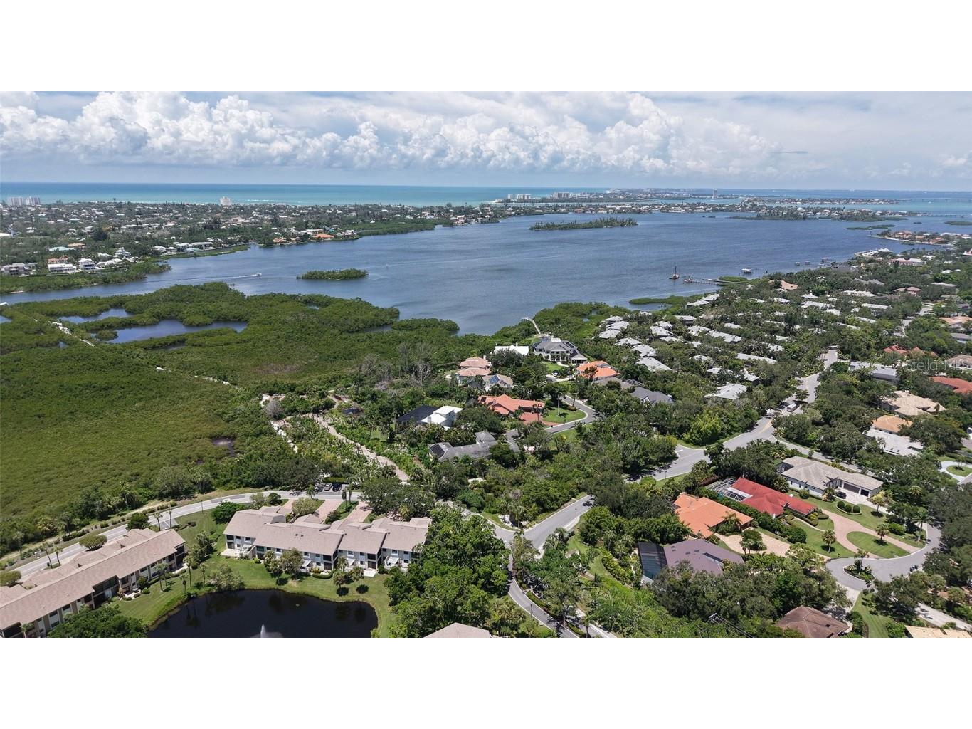 5223 Heron Way #104 Sarasota FL 34231 A4661067 image32