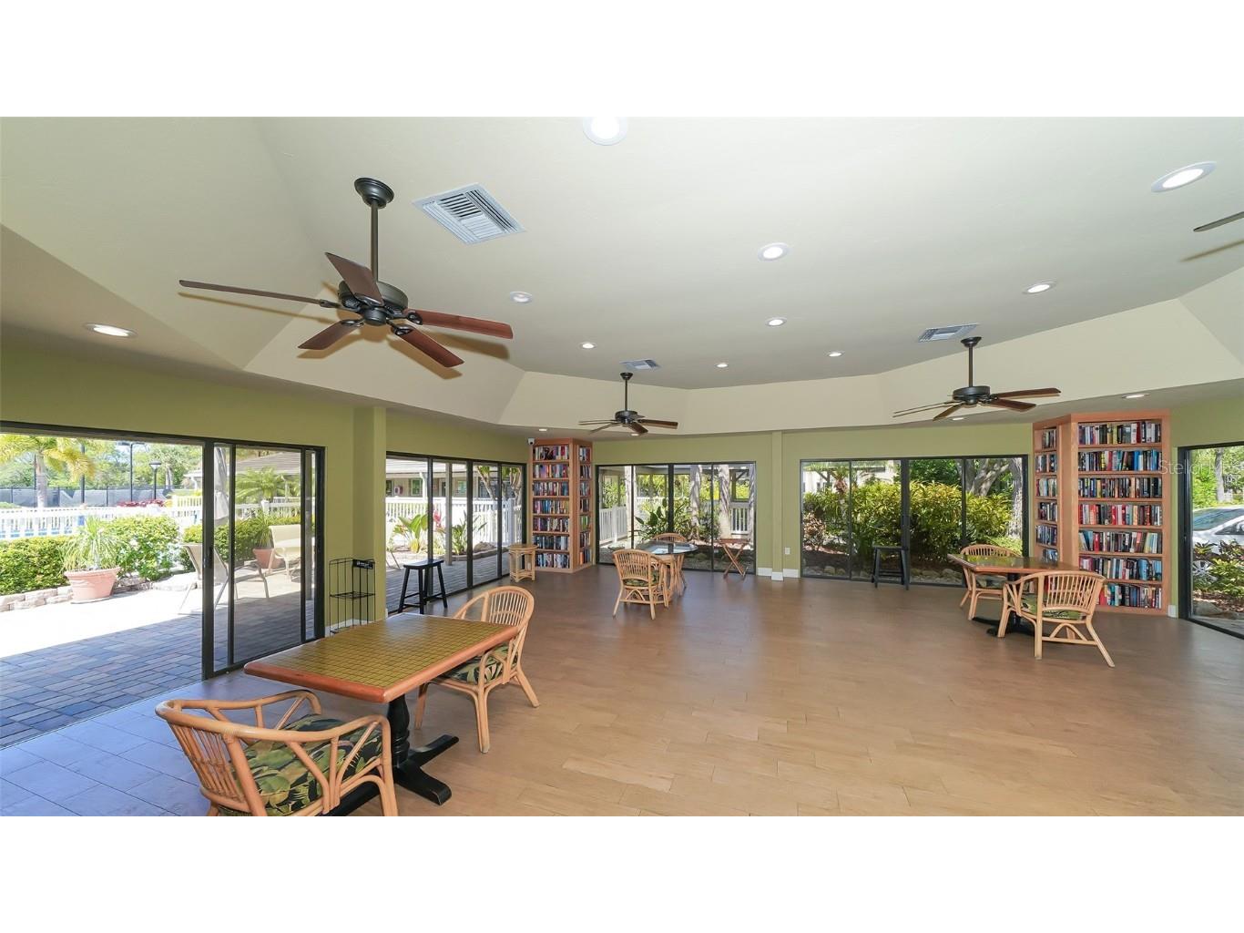 5223 Heron Way #104 Sarasota FL 34231 A4661067 image34