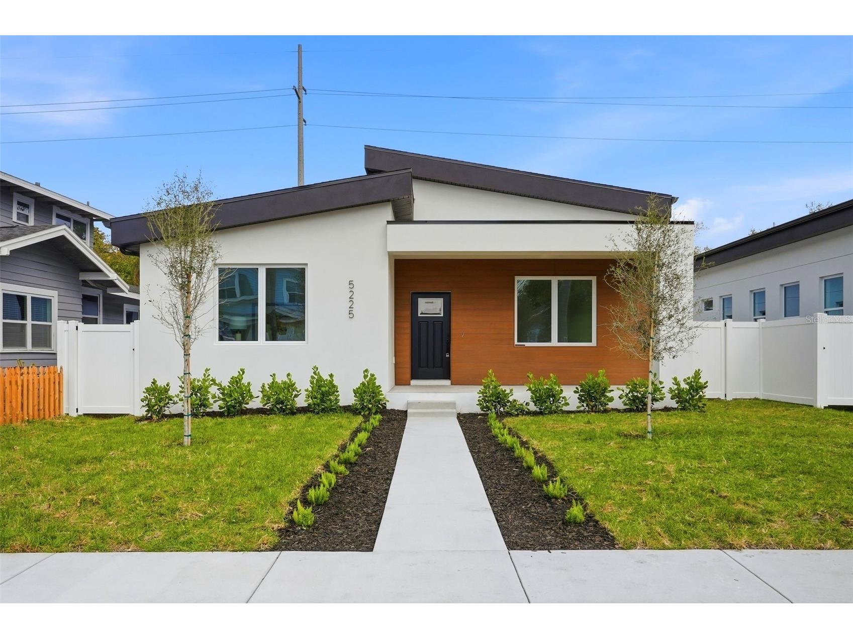 5225 4th Avenue S Saint Petersburg FL 33707 TB8478854 image1