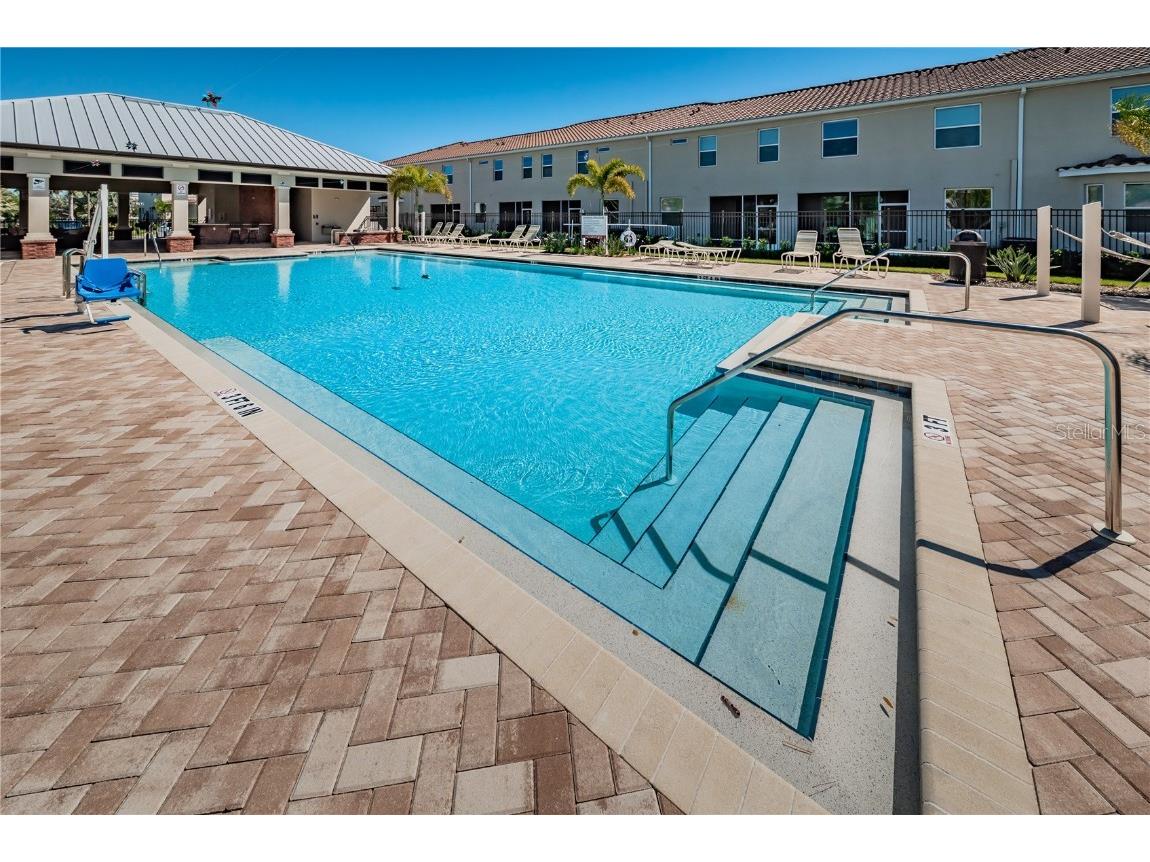 5225 5th Way N Saint Petersburg FL 33703 TB8385275 image2