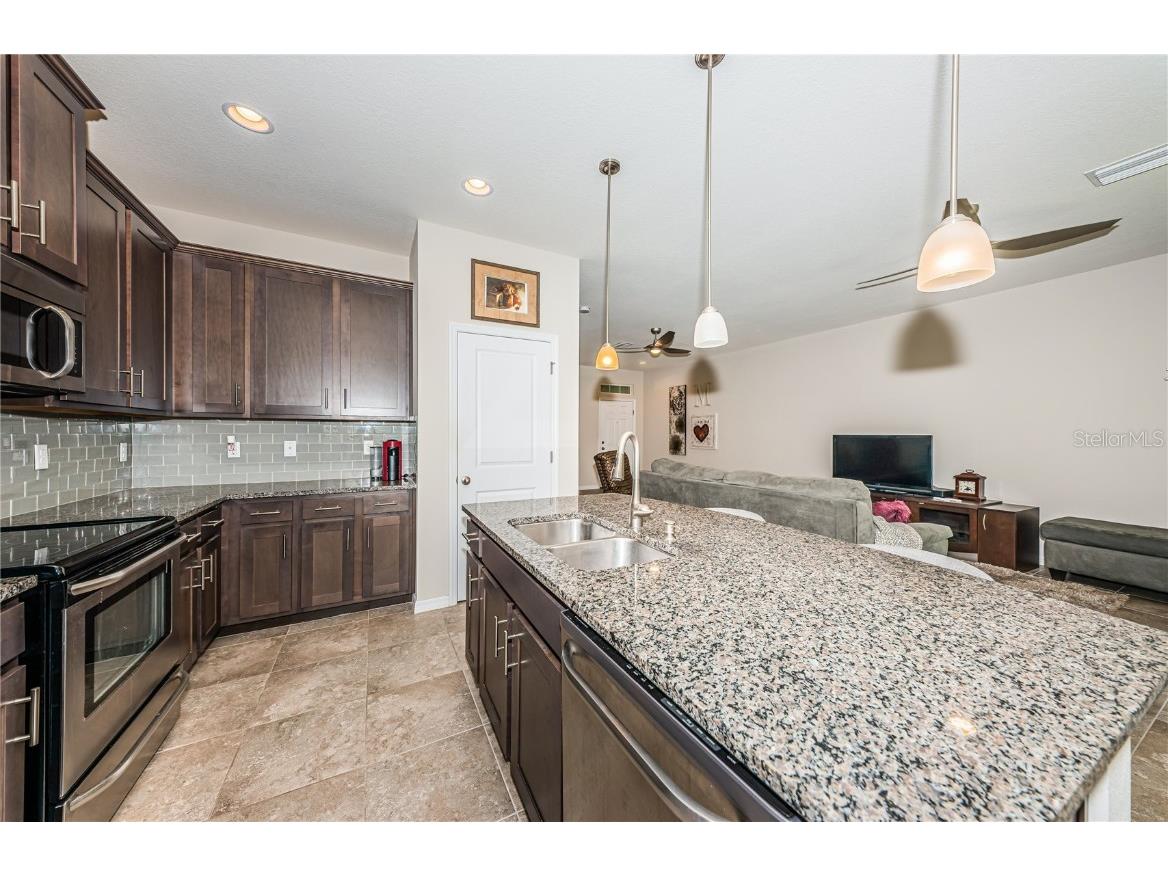 5225 5th Way N Saint Petersburg FL 33703 TB8385275 image3