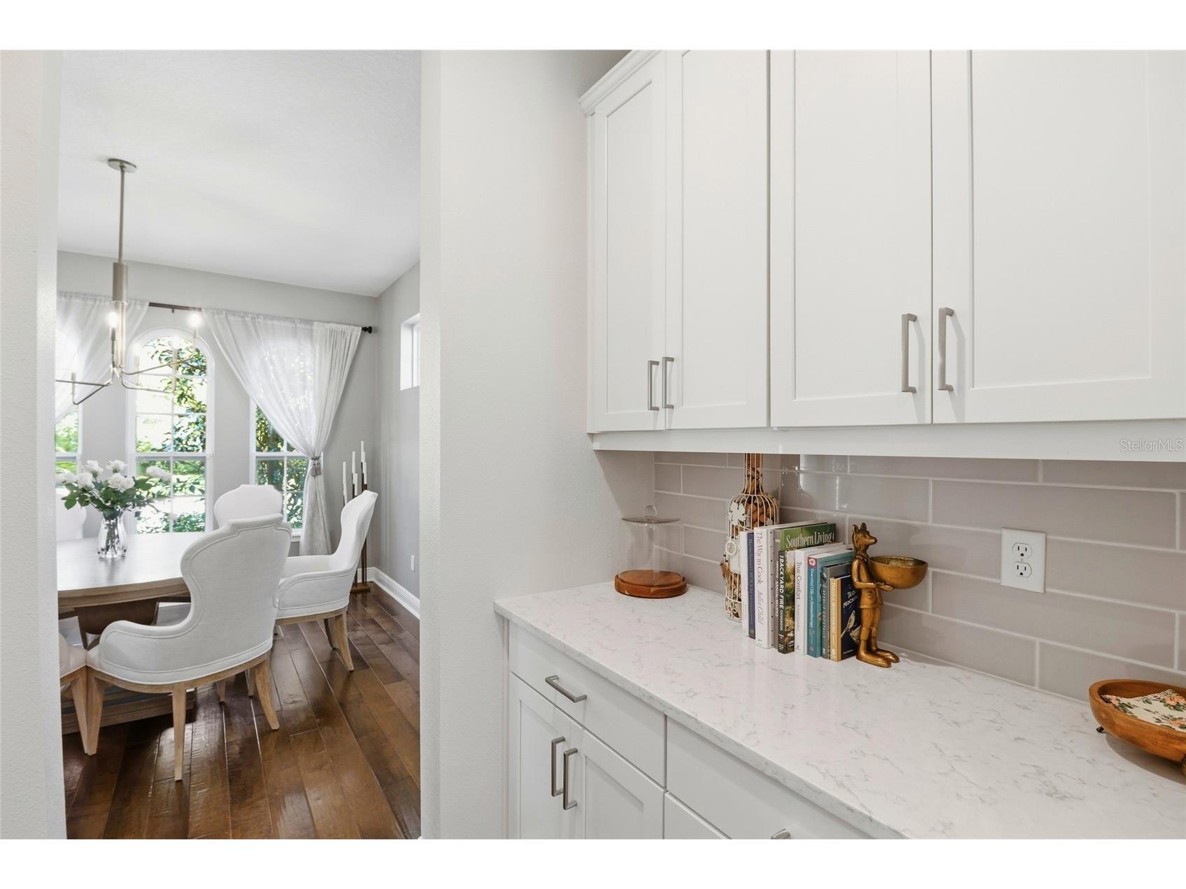 5225 Asher Court Sarasota FL 34232 A4685620 image10