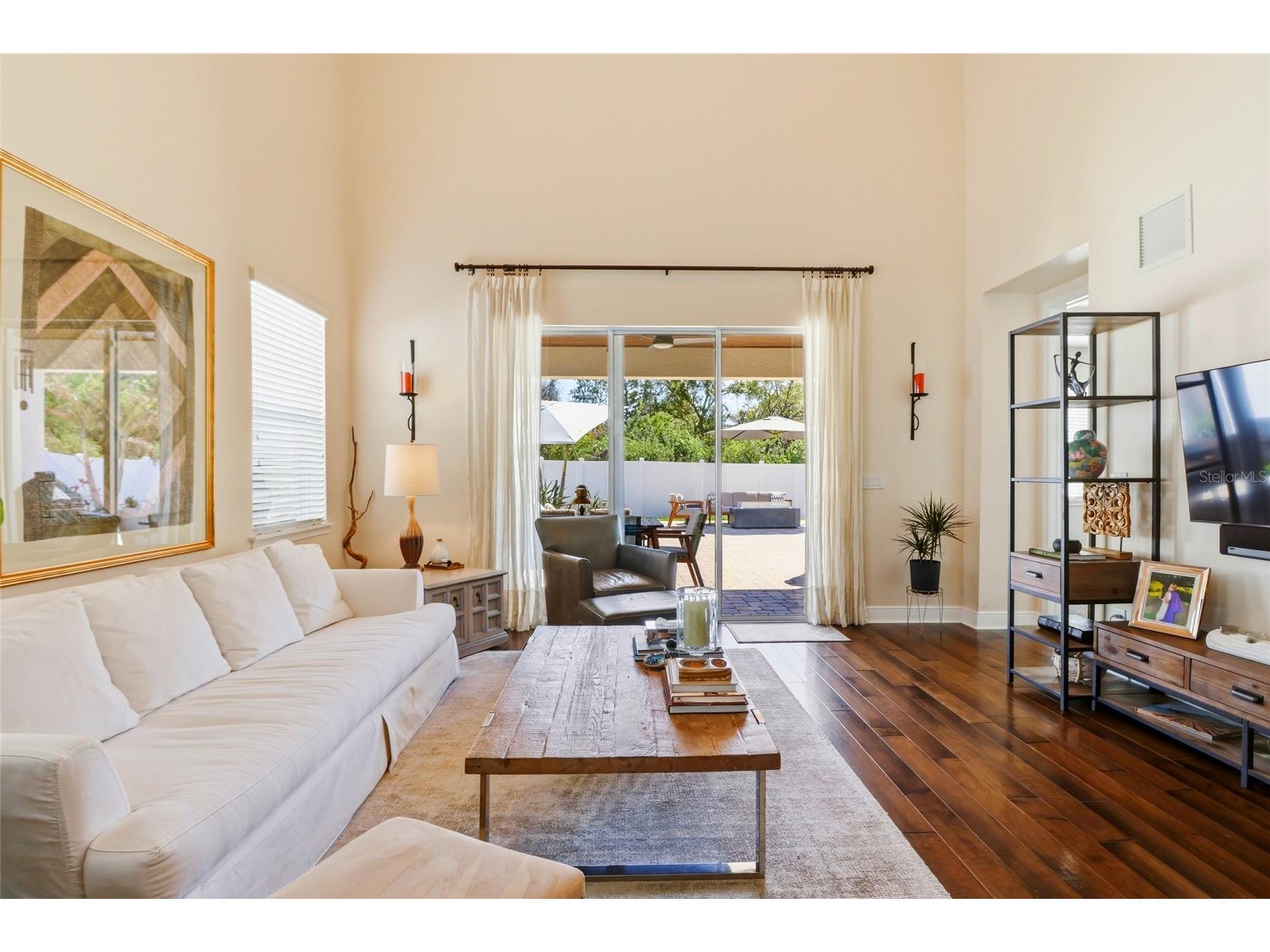 5225 Asher Court Sarasota FL 34232 A4685620 image18