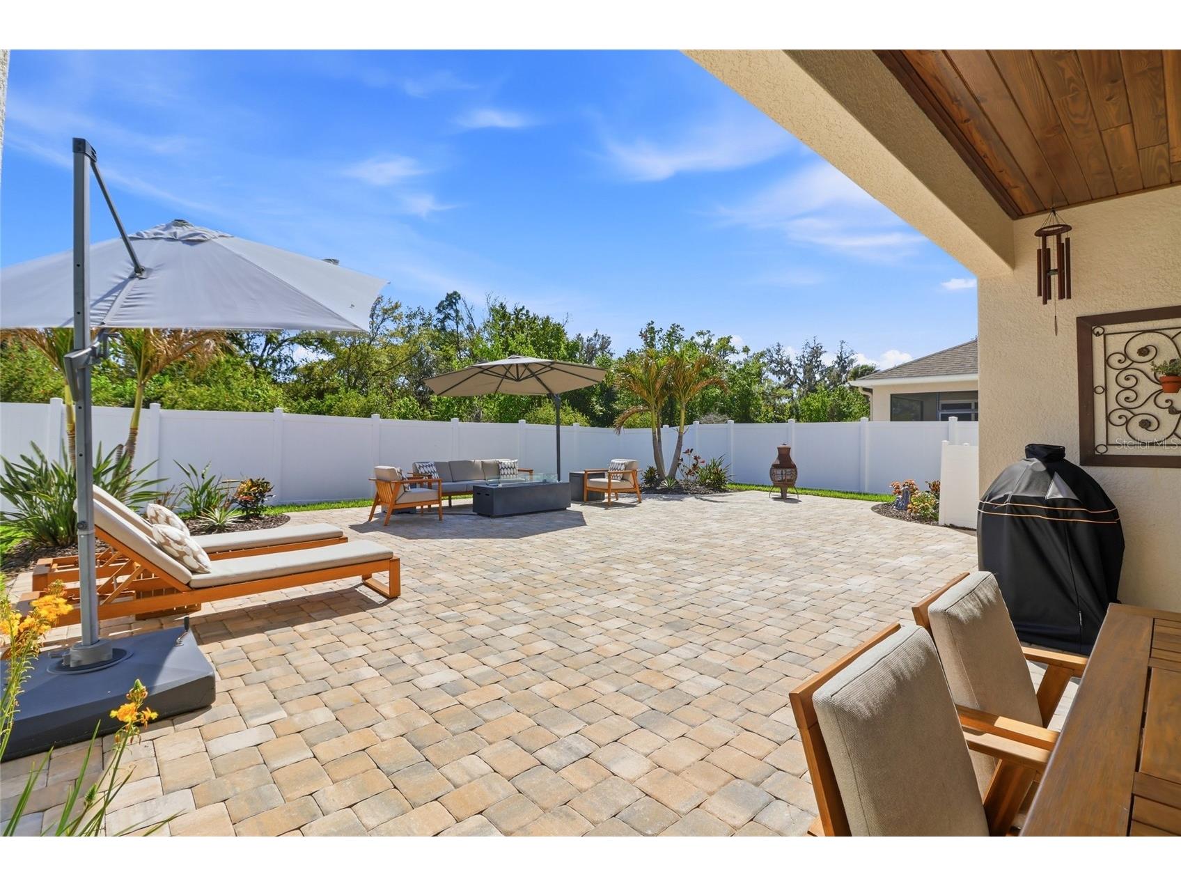 5225 Asher Court Sarasota FL 34232 A4685620 image2