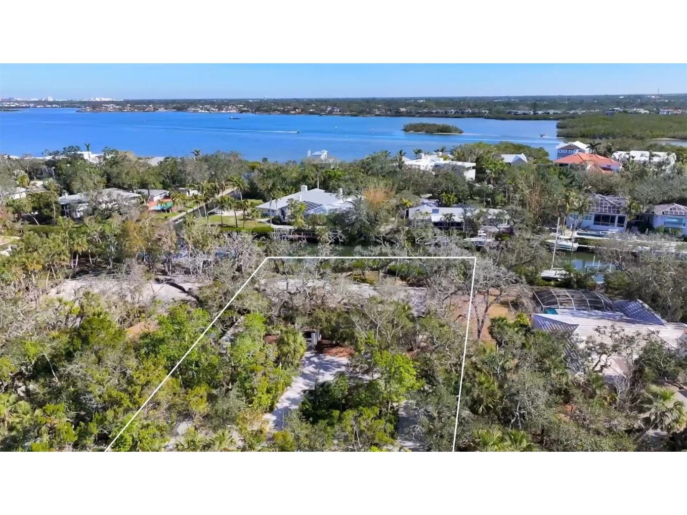 5225 Hidden Harbor Road Sarasota FL 34242 A4638854 image10