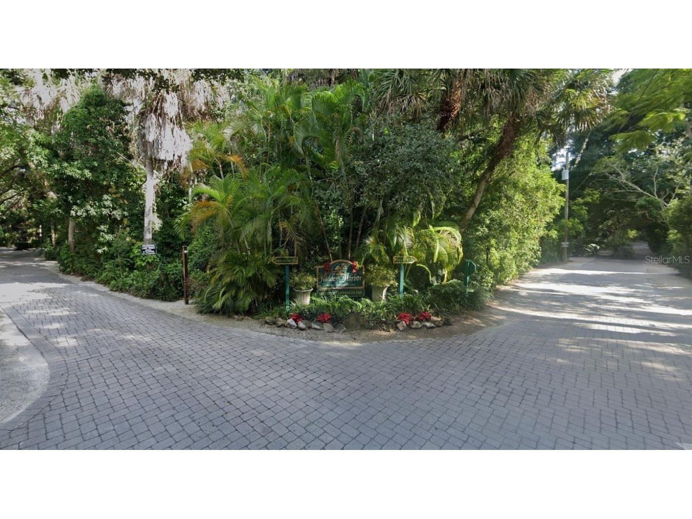 5225 Hidden Harbor Road Sarasota FL 34242 A4638854 image11