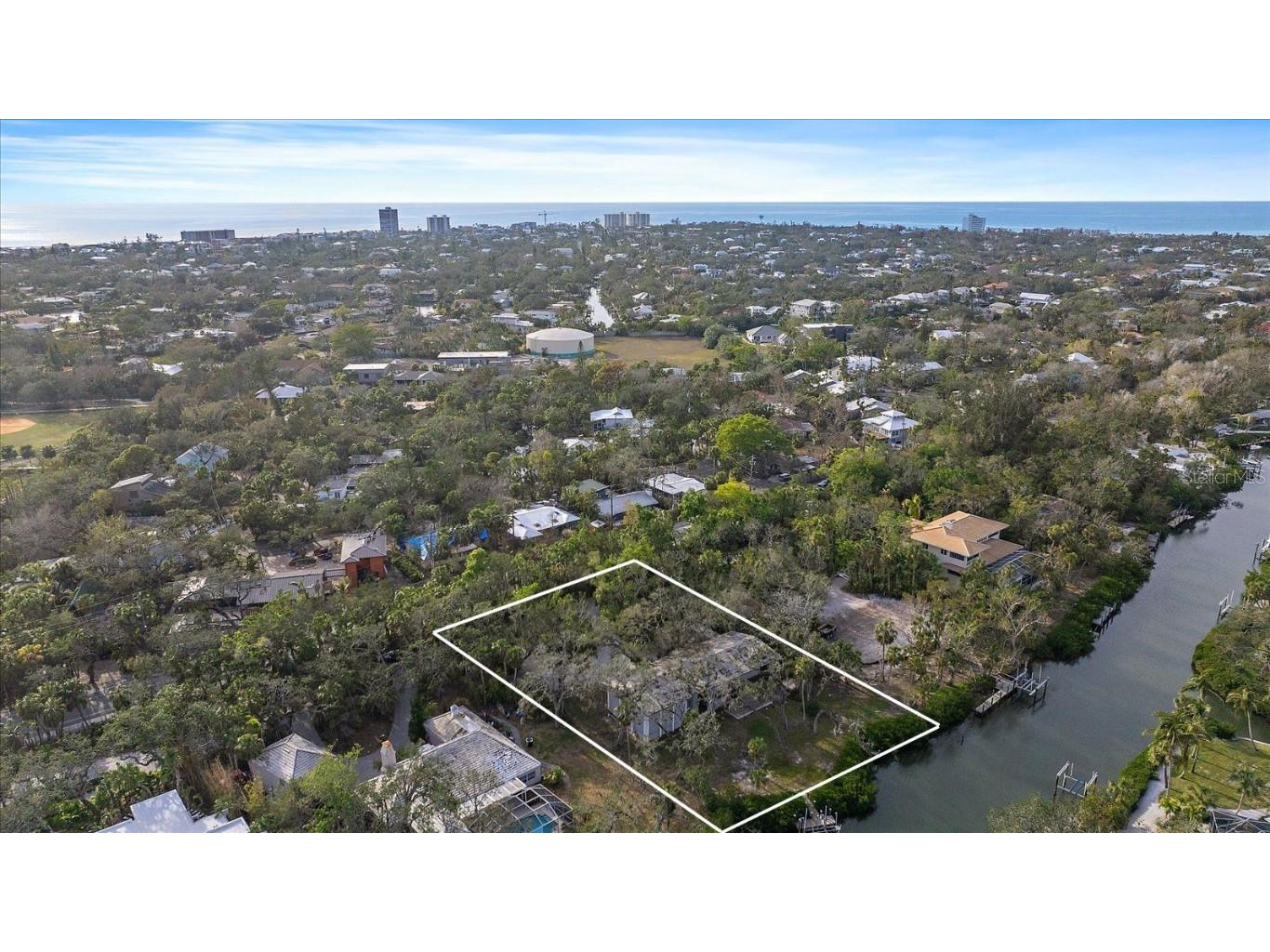 5225 Hidden Harbor Road Sarasota FL 34242 A4638854 image3