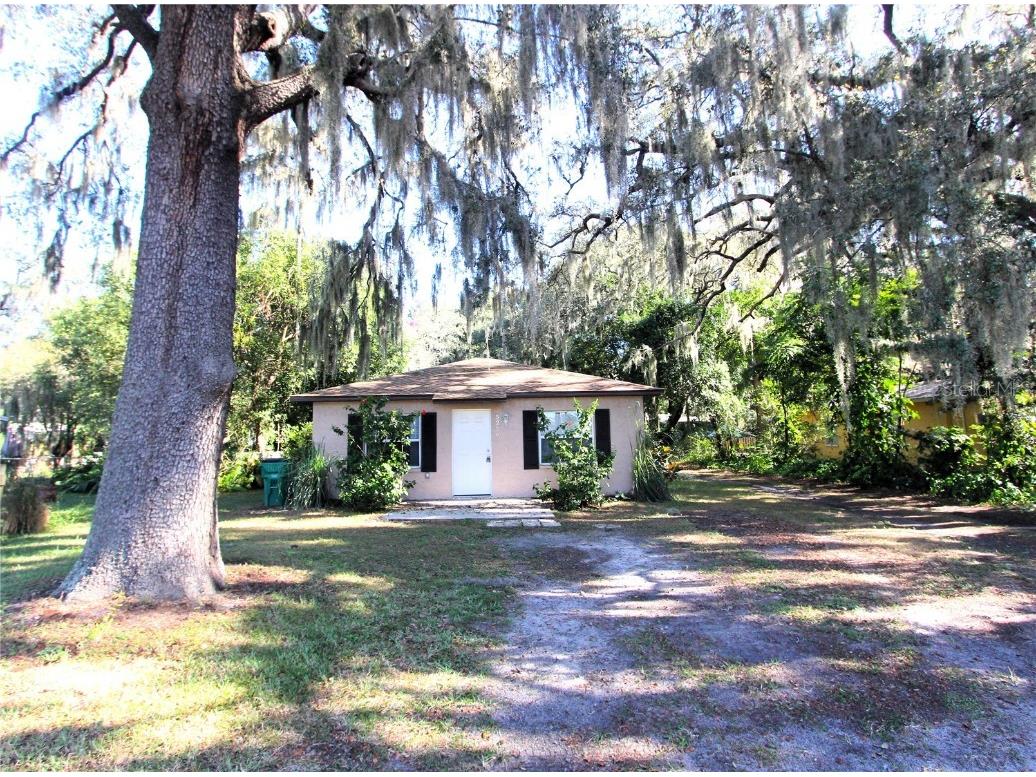 5226 2nd Street Zephyrhills FL 33542 T3489162 image1